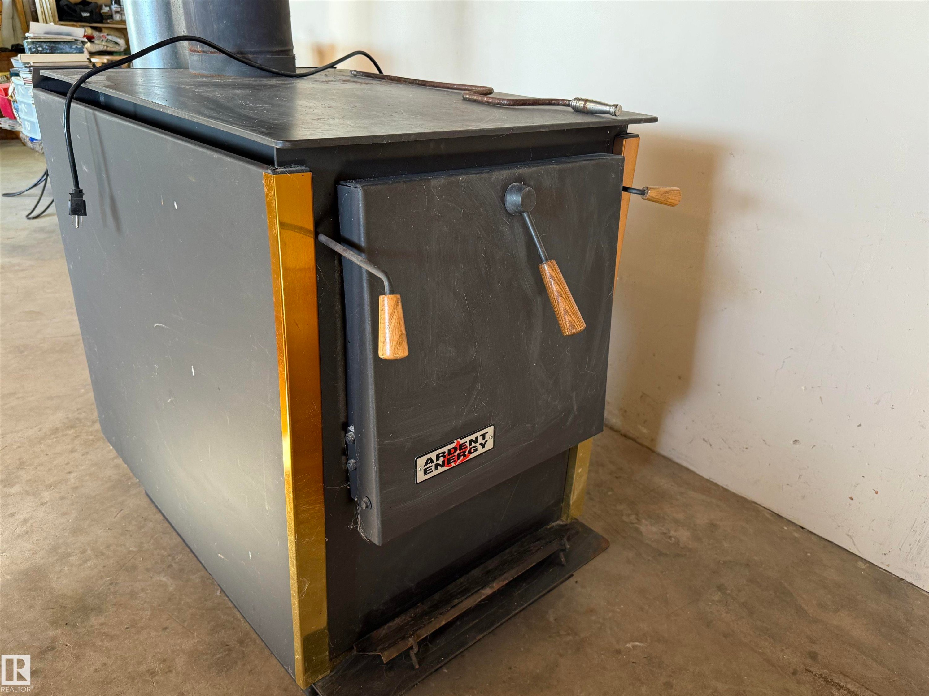 












56024 RGE RD 13

,
Rural Lac Ste. Anne County,




AB
T0E 1V0

