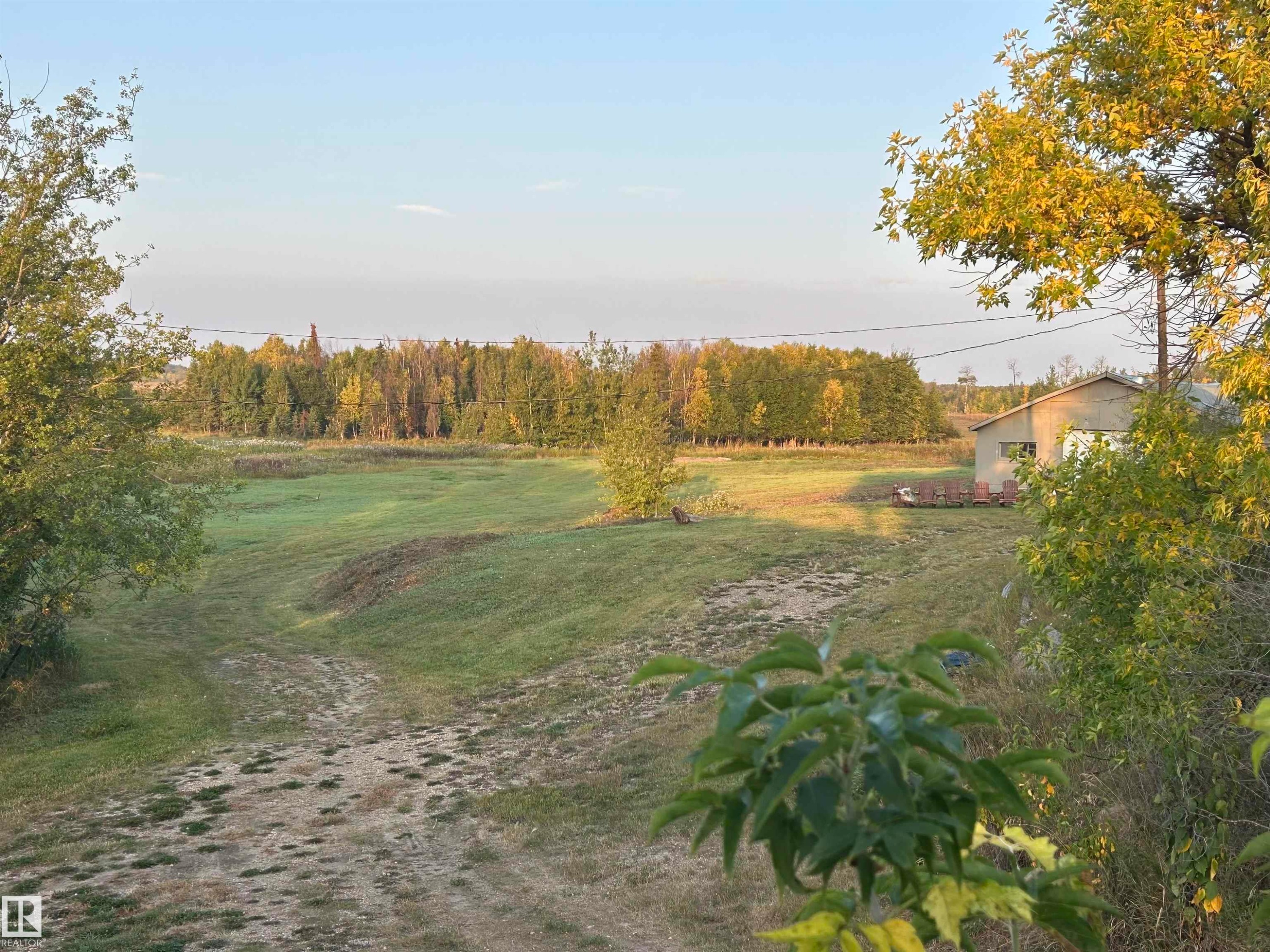 












56024 RGE RD 13

,
Rural Lac Ste. Anne County,




AB
T0E 1V0

