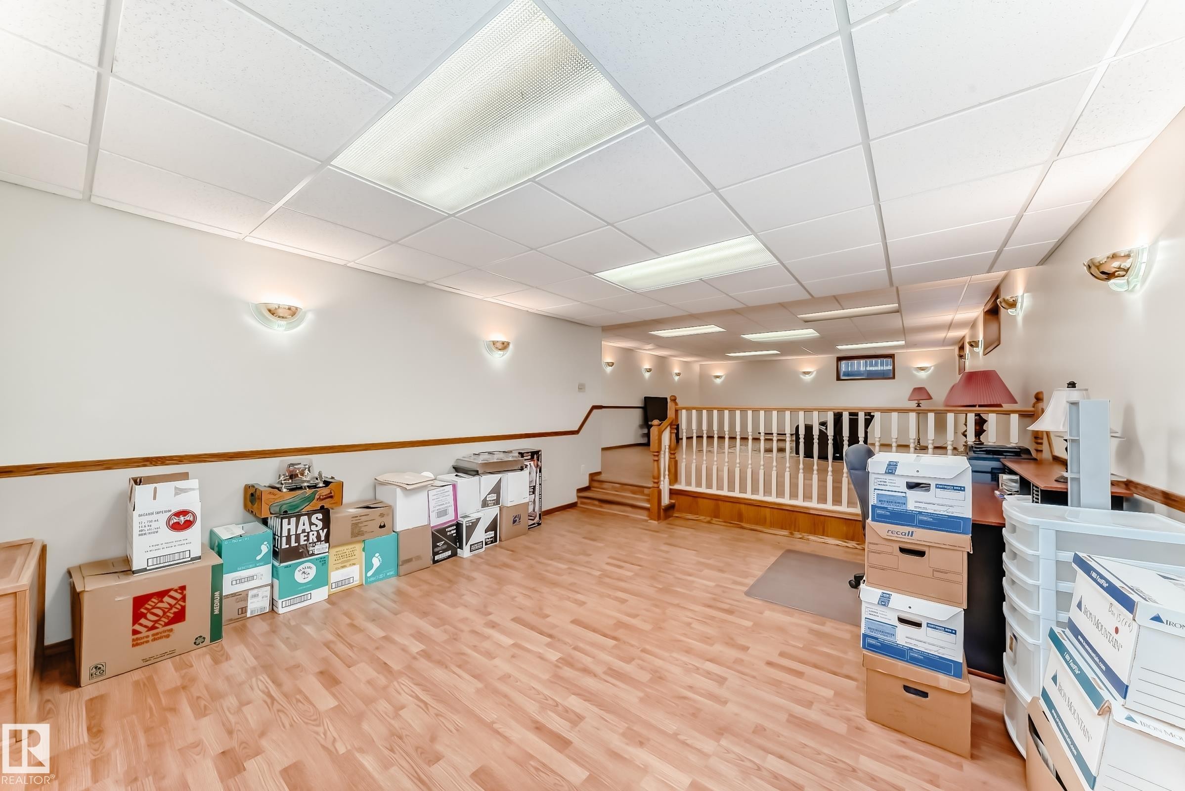 












8714 152B Avenue

,
Edmonton,




AB
T5E 6H2

