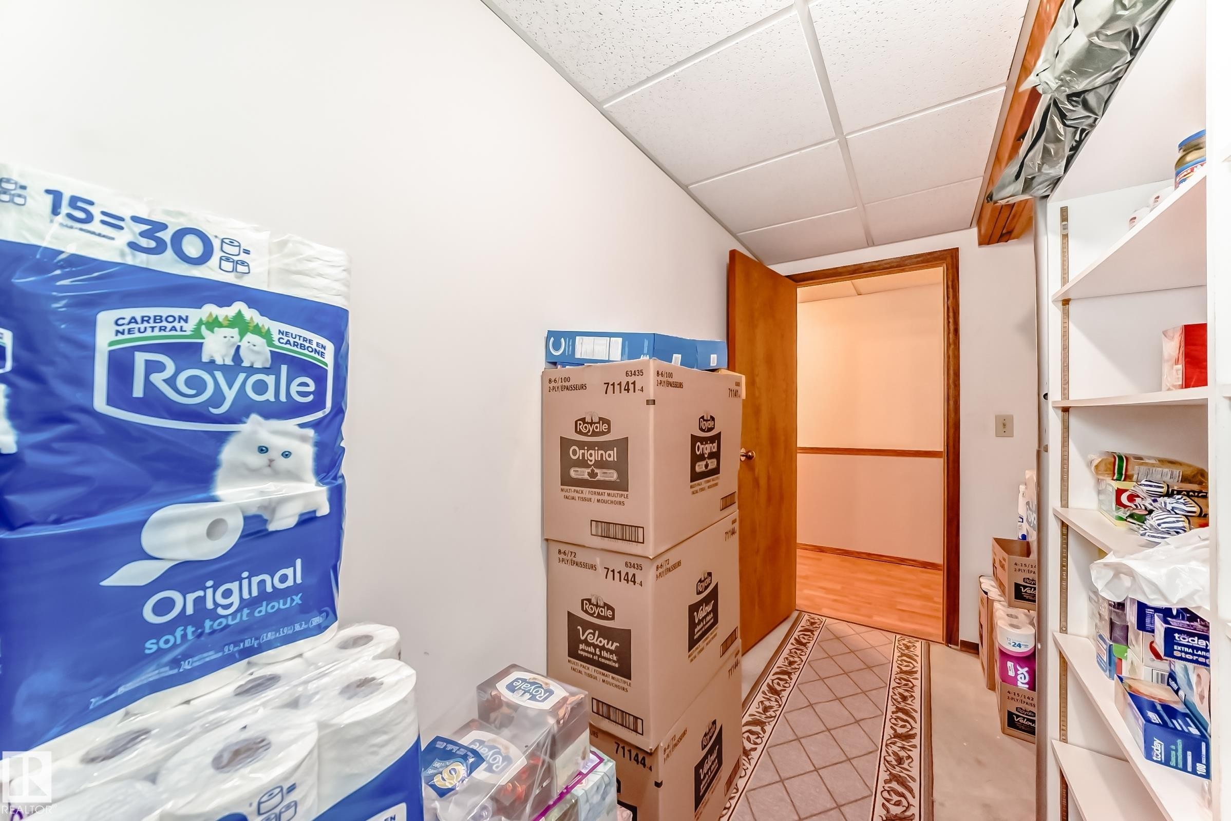 












8714 152B Avenue

,
Edmonton,




AB
T5E 6H2

