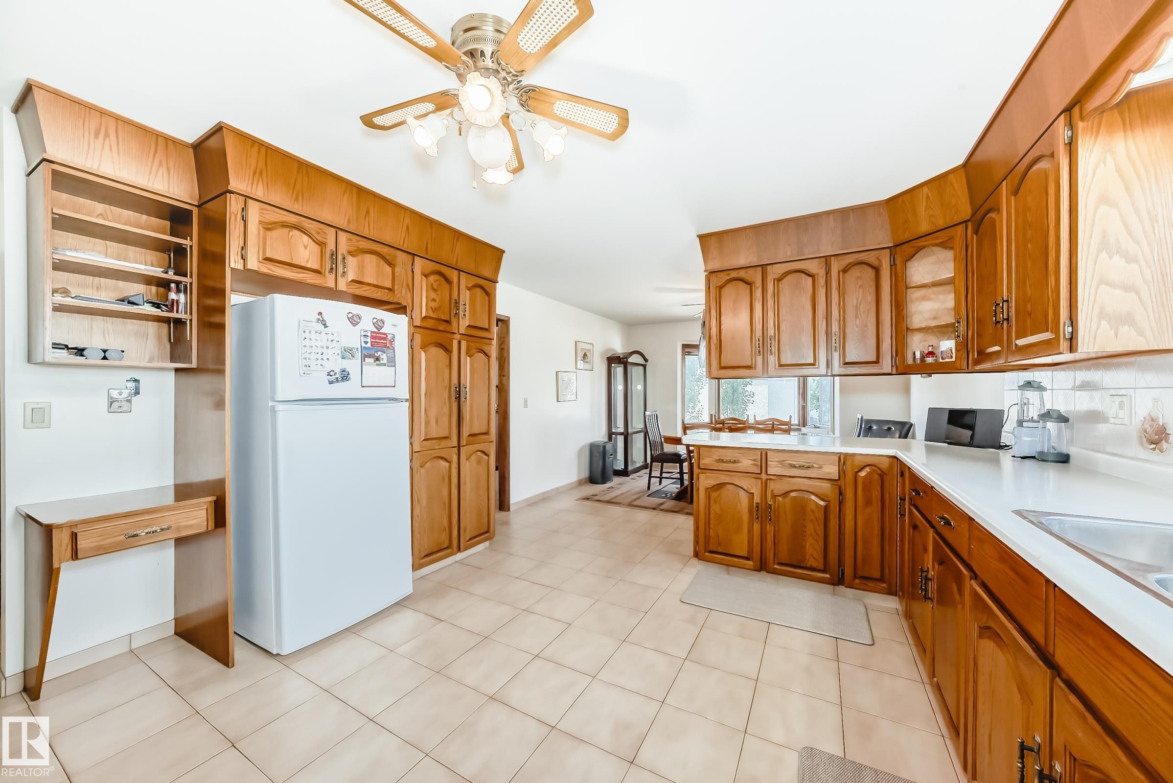 












8714 152B Avenue

,
Edmonton,




AB
T5E 6H2

