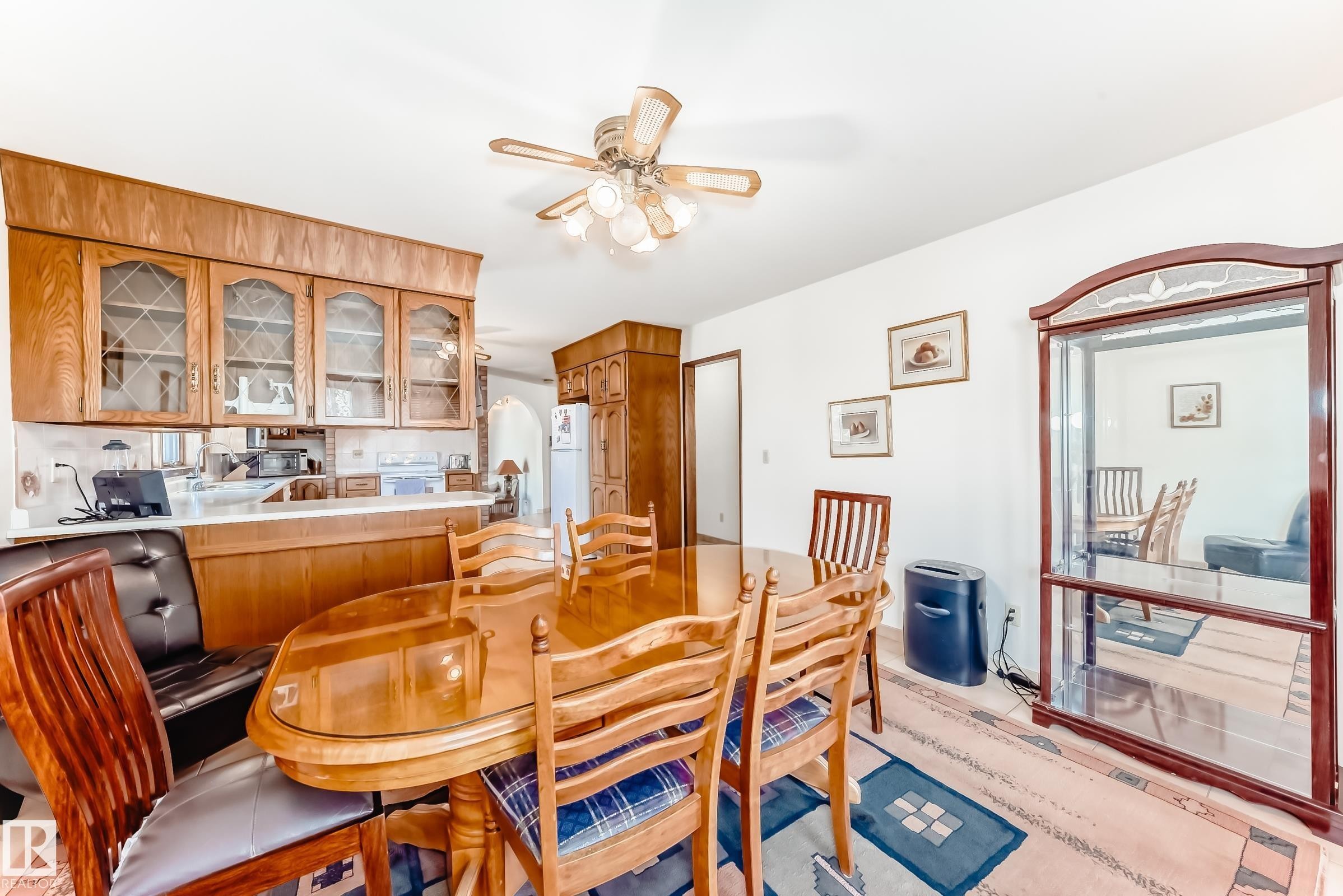 












8714 152B Avenue

,
Edmonton,




AB
T5E 6H2

