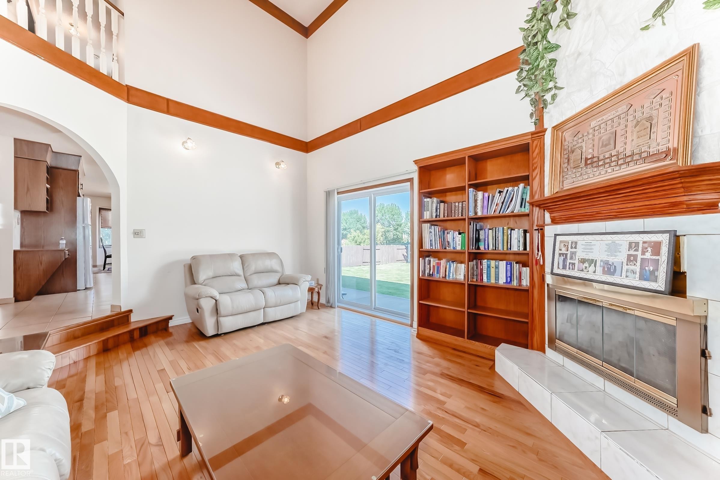 












8714 152B Avenue

,
Edmonton,




AB
T5E 6H2

