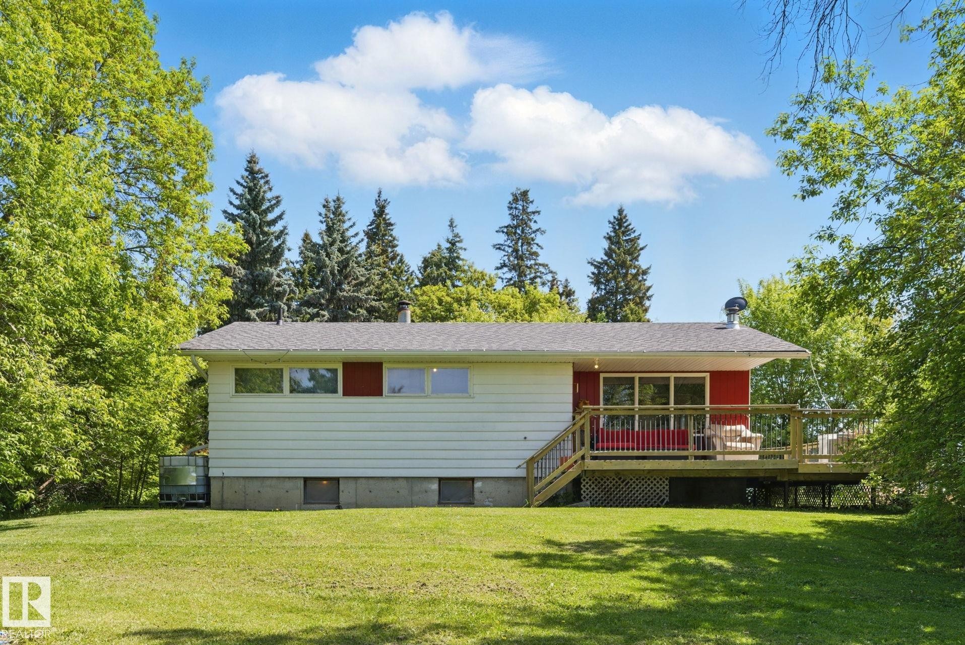 












60027 RR 40

,
Rural Barrhead County,




AB
T7N 1N3

