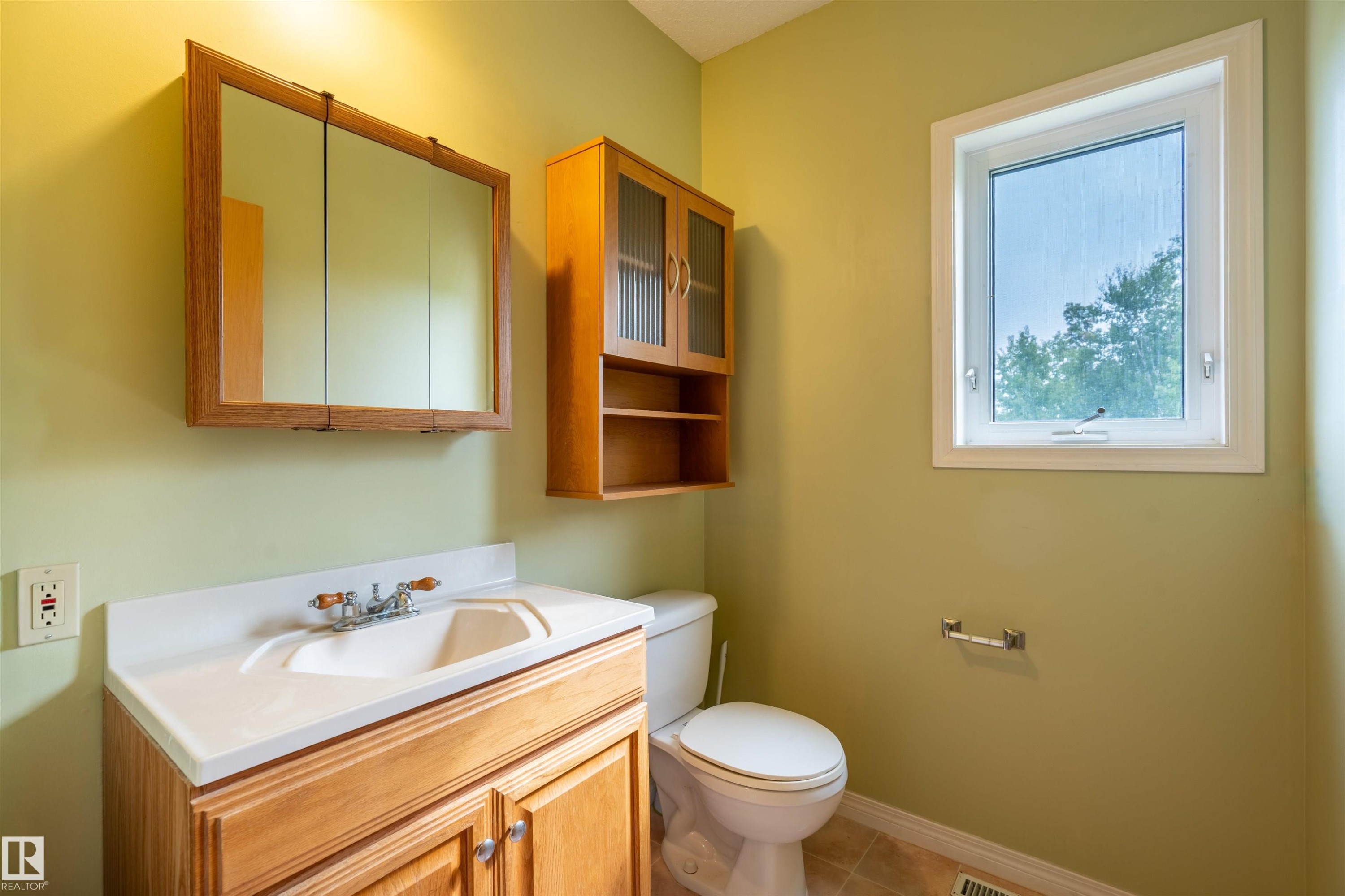 












63311 Rge Rd 433

,
Rural Bonnyville M.D.,




AB
T9M 1P2

