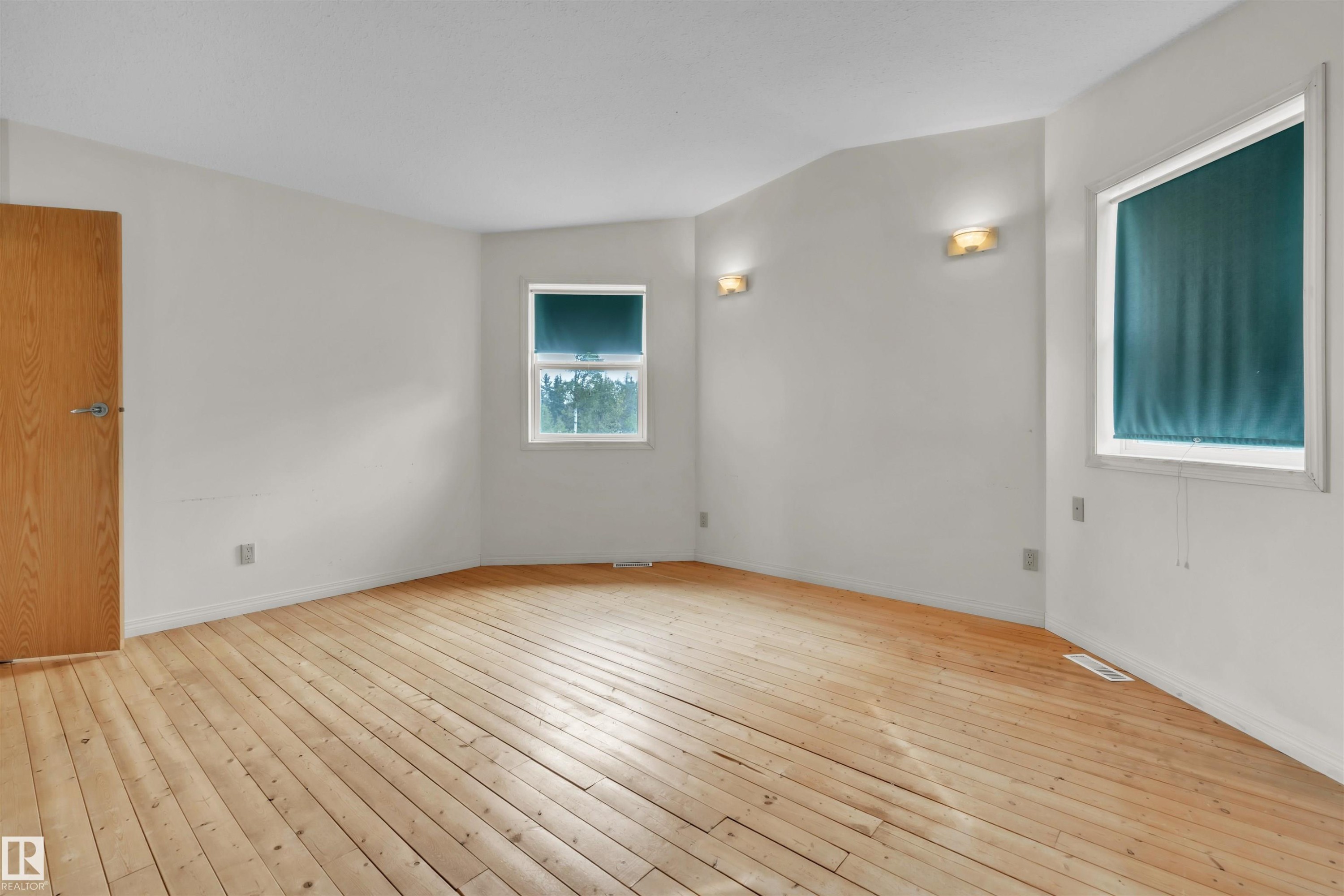 












63311 Rge Rd 433

,
Rural Bonnyville M.D.,




AB
T9M 1P2

