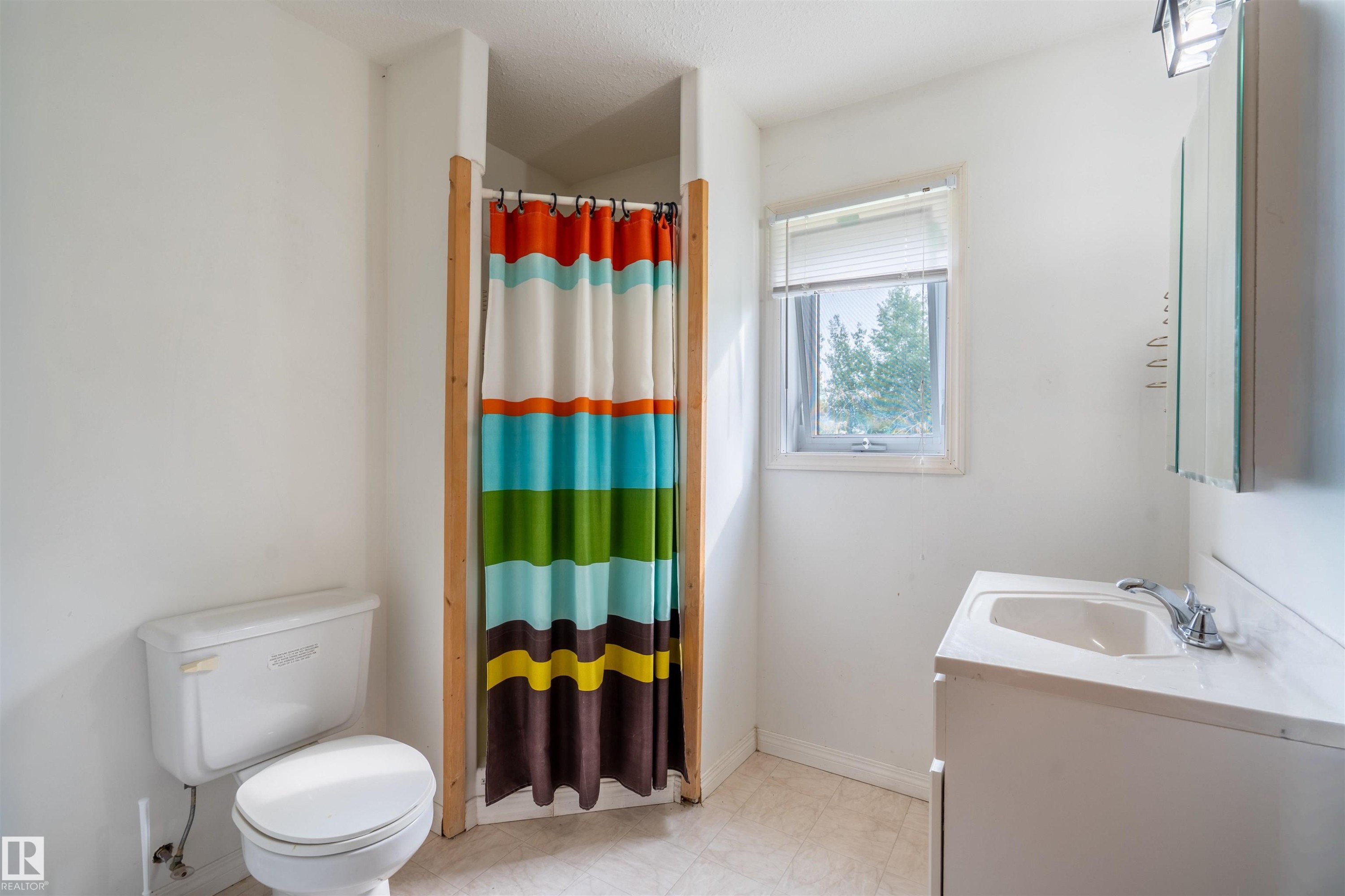 












63311 Rge Rd 433

,
Rural Bonnyville M.D.,




AB
T9M 1P2

