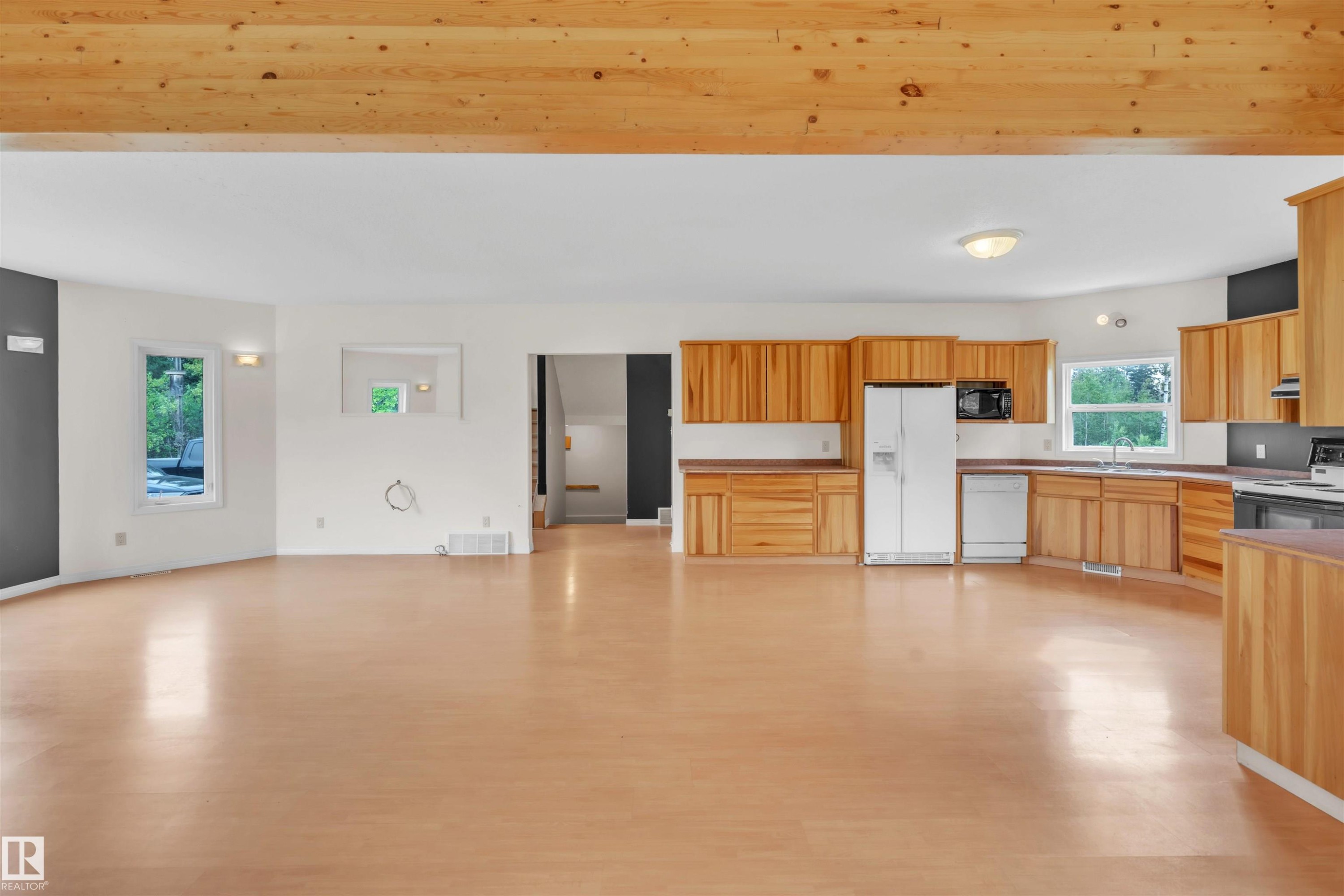 












63311 Rge Rd 433

,
Rural Bonnyville M.D.,




AB
T9M 1P2

