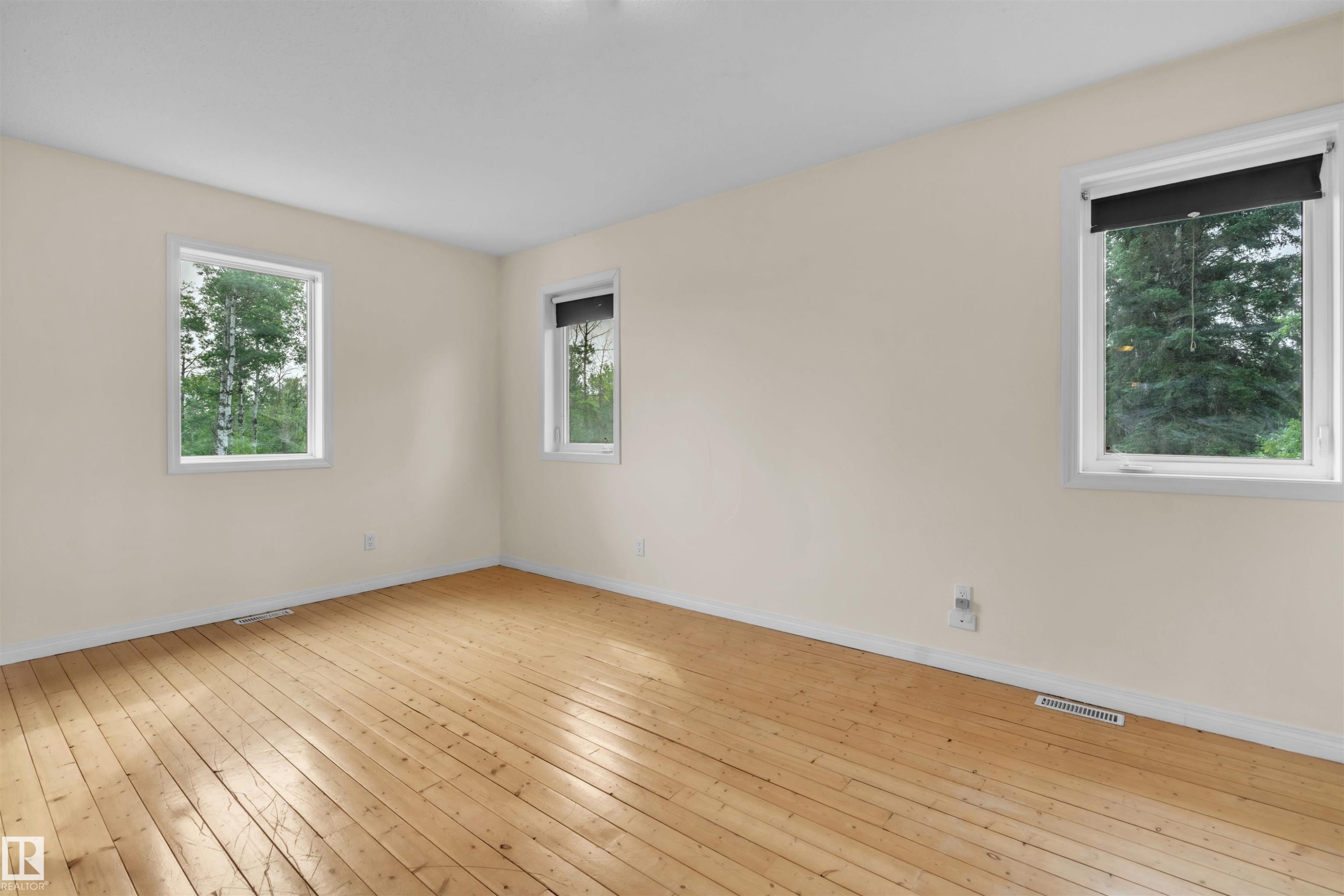 












63311 Rge Rd 433

,
Rural Bonnyville M.D.,




AB
T9M 1P2

