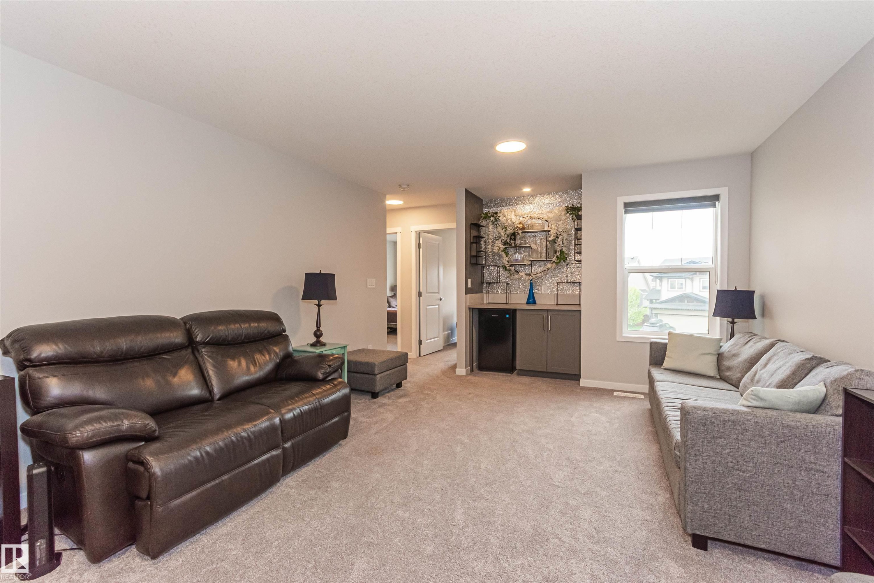 












1395 SECORD LANDING

,
Edmonton,




AB
T5T 7A7

