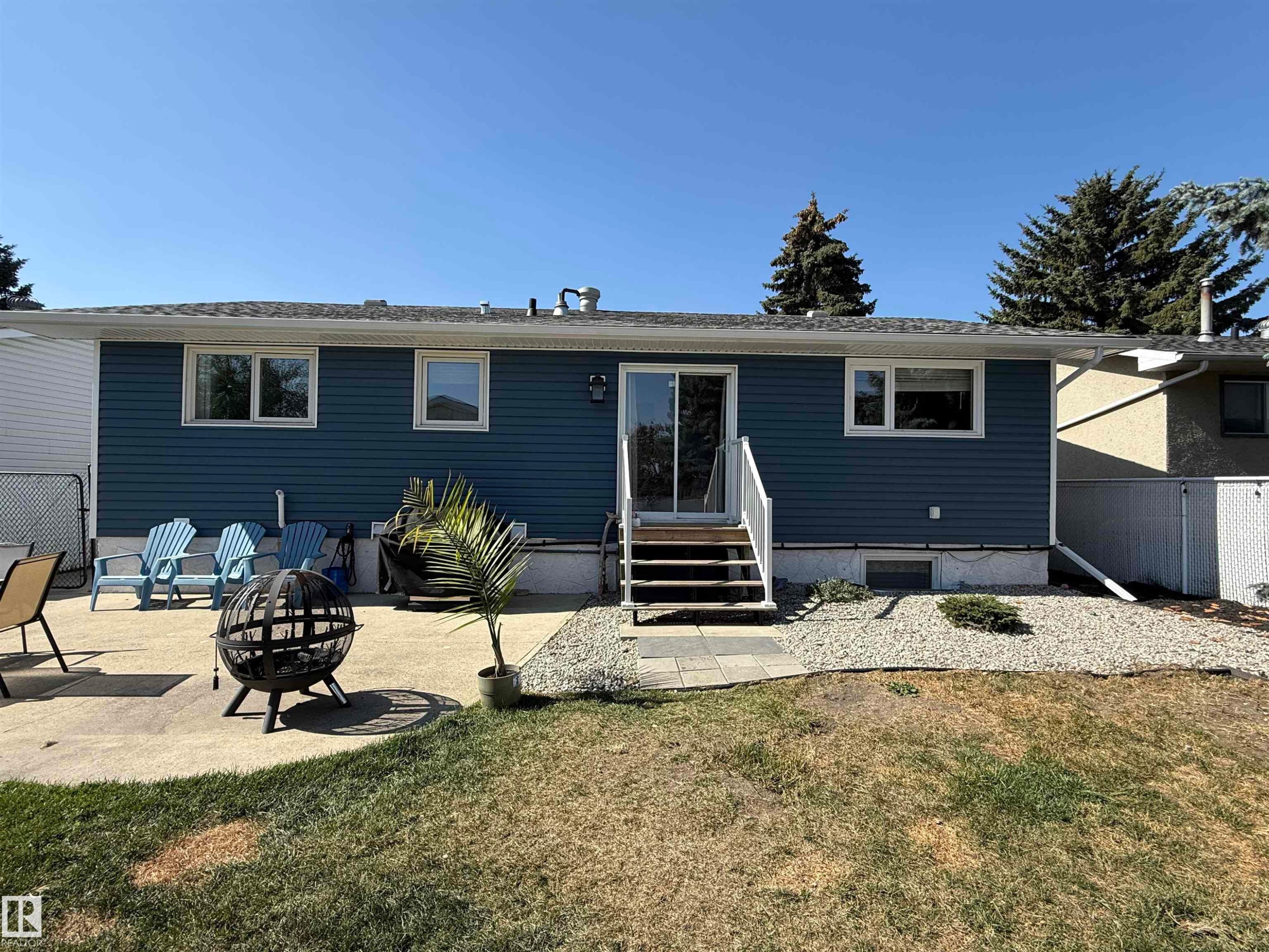












14919 96 Street NW

,
Edmonton,




AB
T5E 4B9

