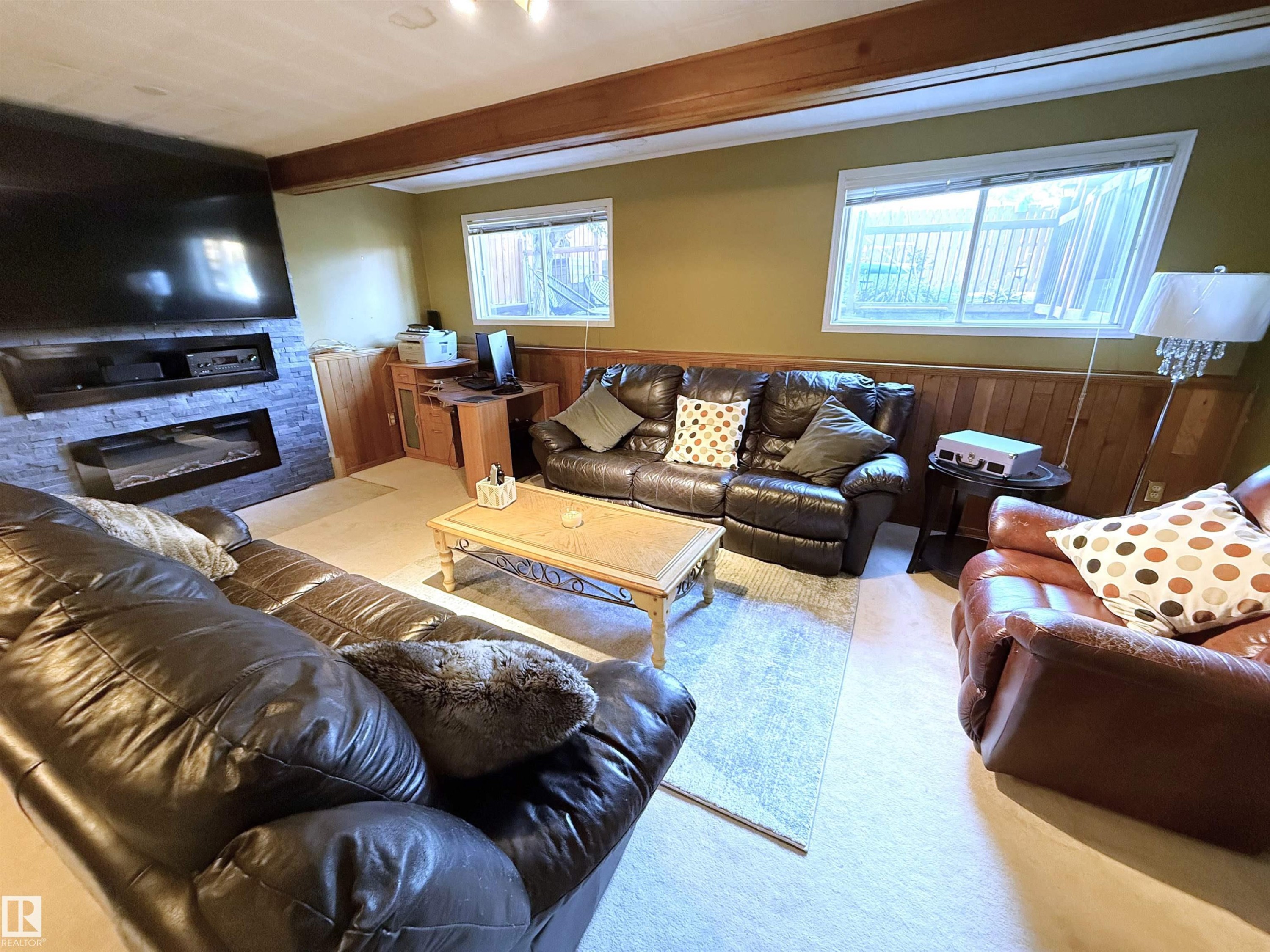 












123 WESTBOURNE Road

,
Spruce Grove,




AB
T7X 1S3

