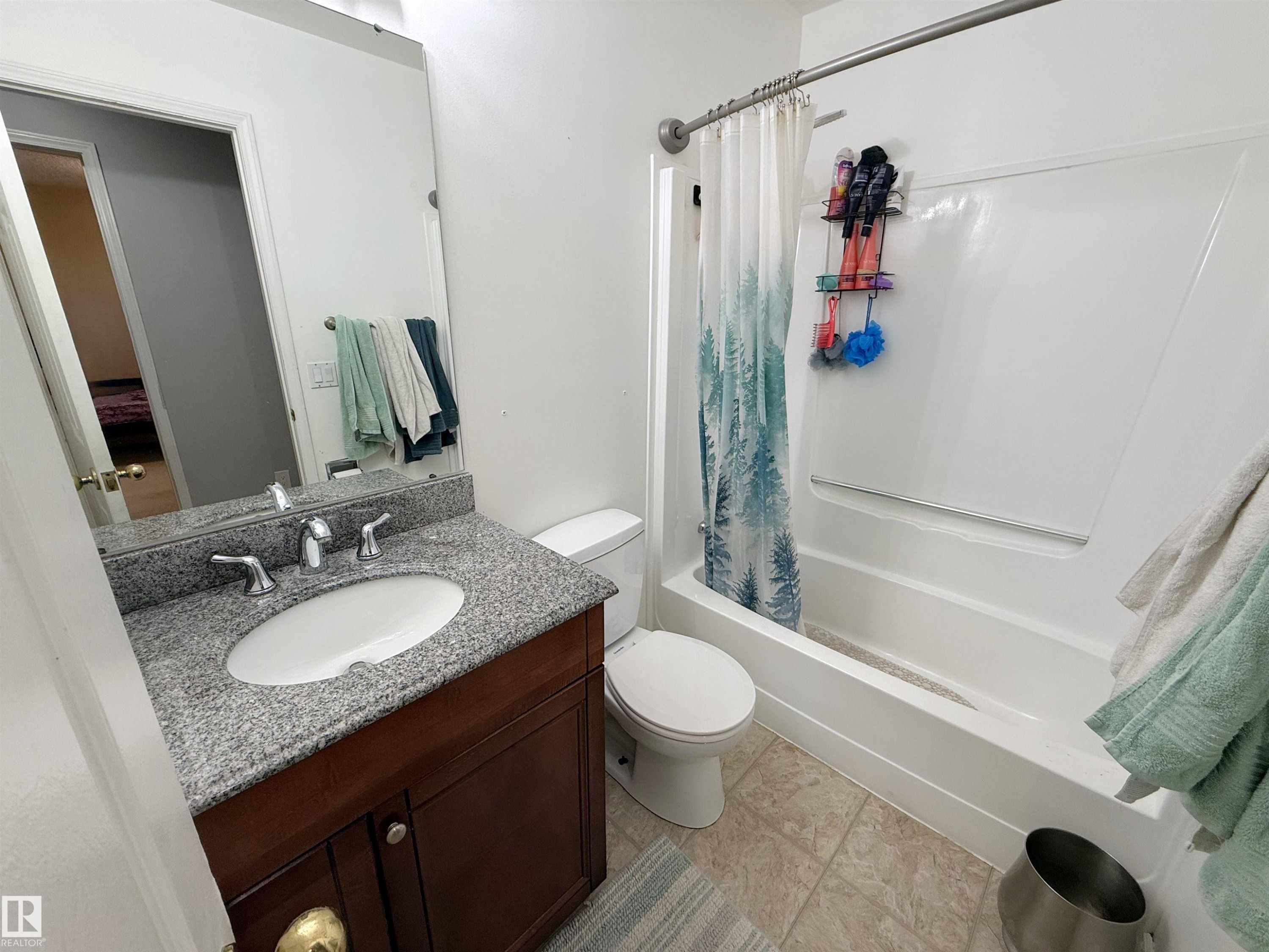 












123 WESTBOURNE Road

,
Spruce Grove,




AB
T7X 1S3

