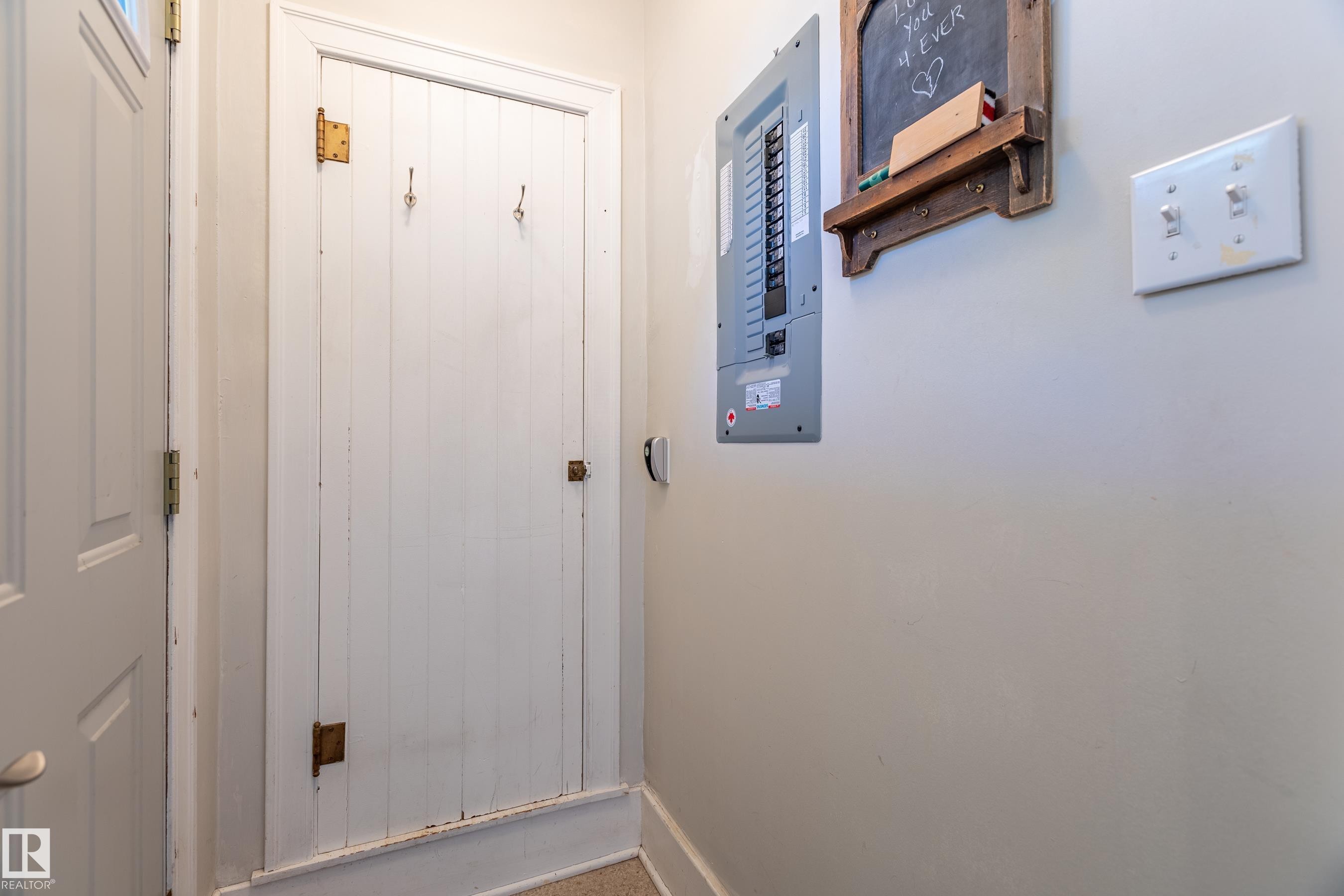 












10016 105 Street

,
Westlock,




AB
T7P 1V2

