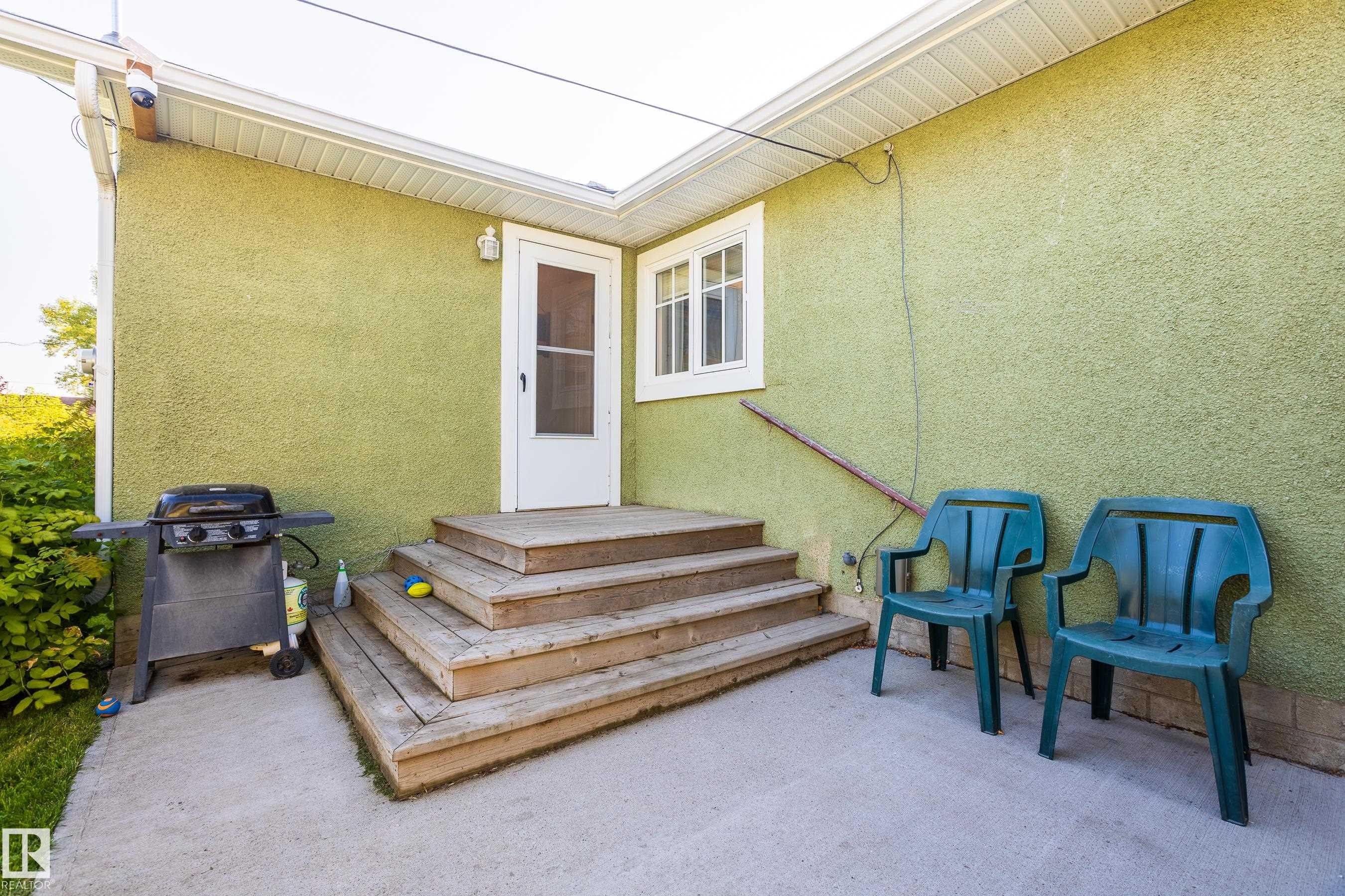 












10016 105 Street

,
Westlock,




AB
T7P 1V2

