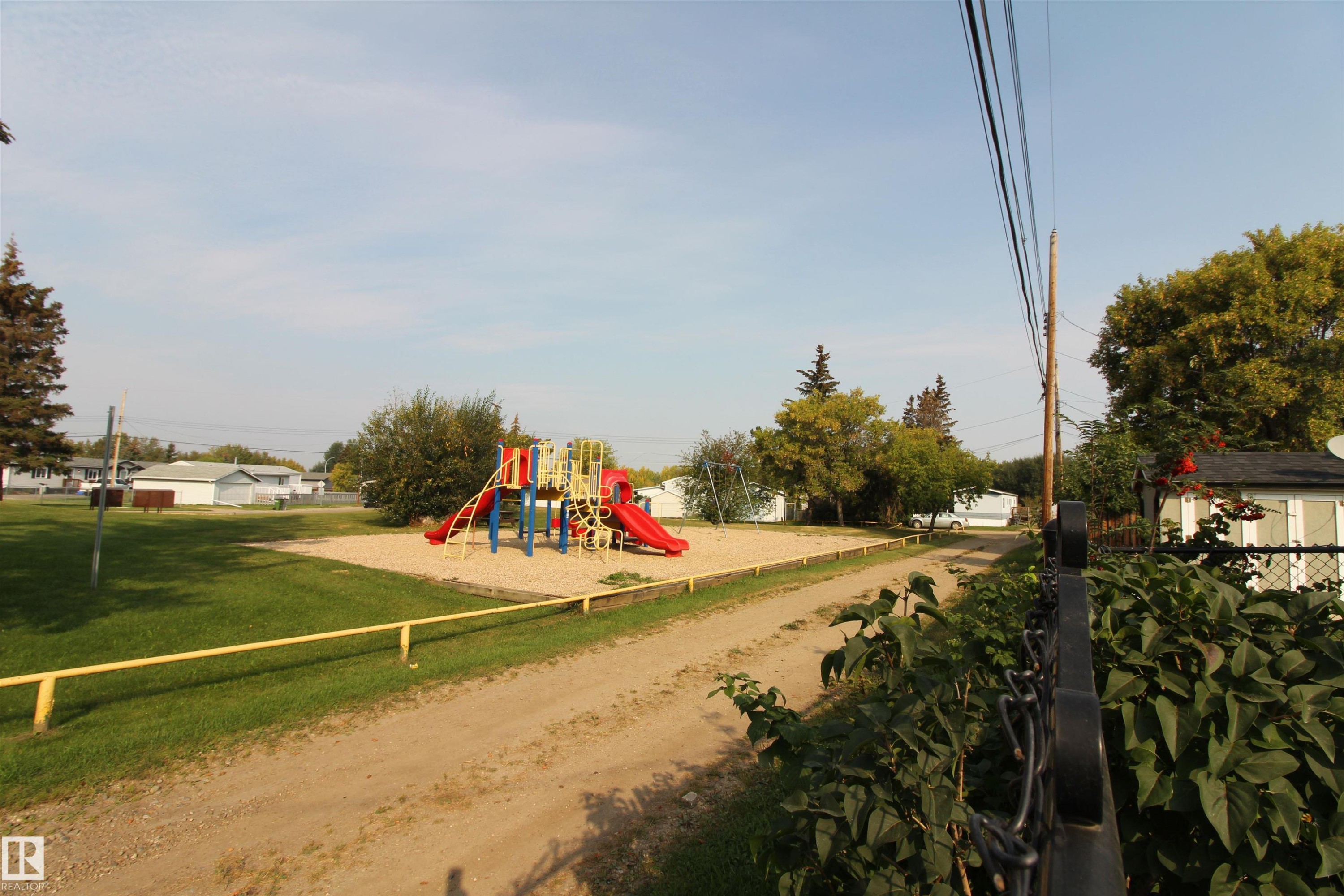 












10916 100 Avenue

,
Westlock,




AB
T7P 1N2

