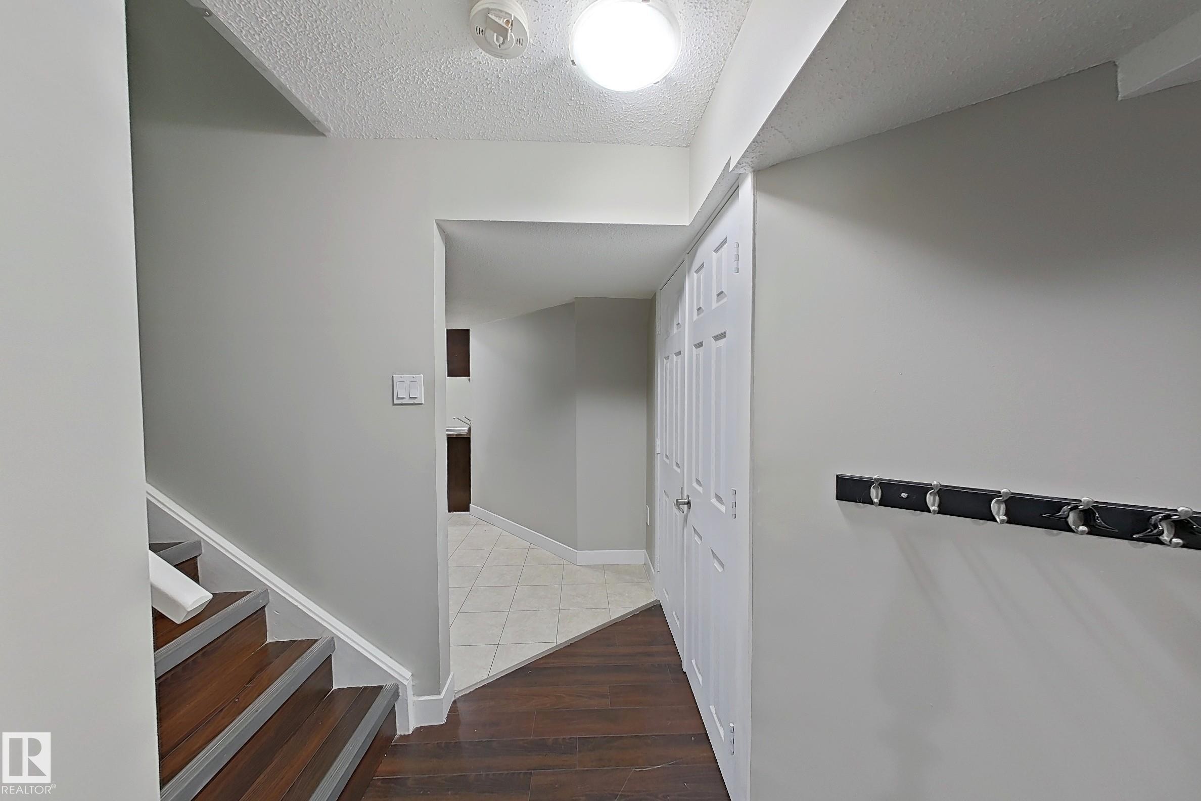 












15135 31 Street

,
Edmonton,




AB
T5Y 0S2

