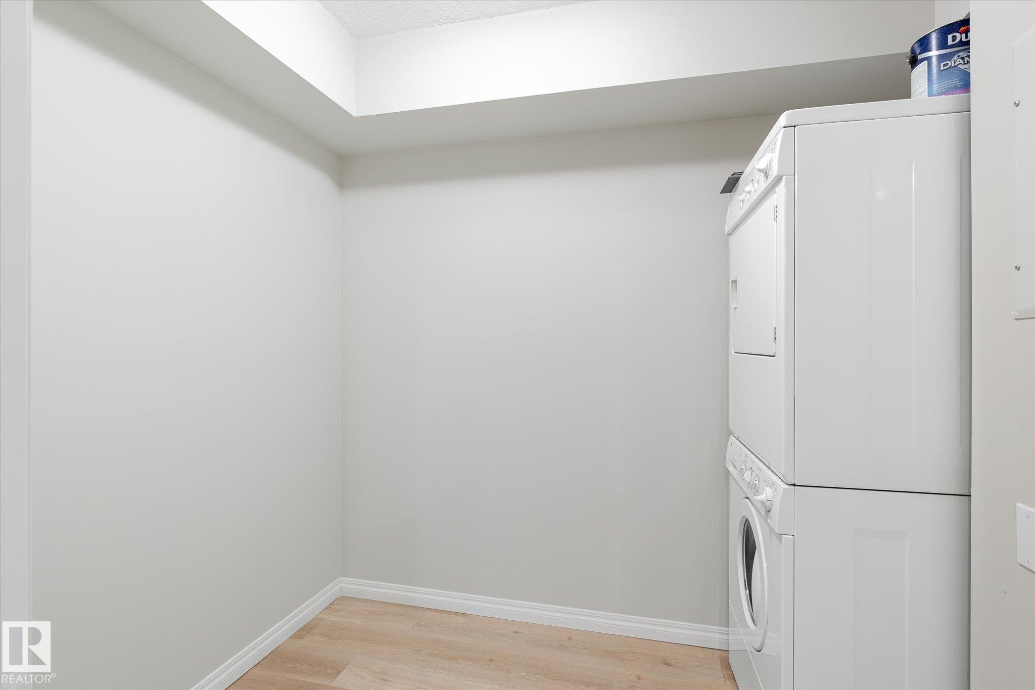 












111 40 SUMMERWOOD Boulevard

,
Sherwood Park,




AB
T8H 0C3

