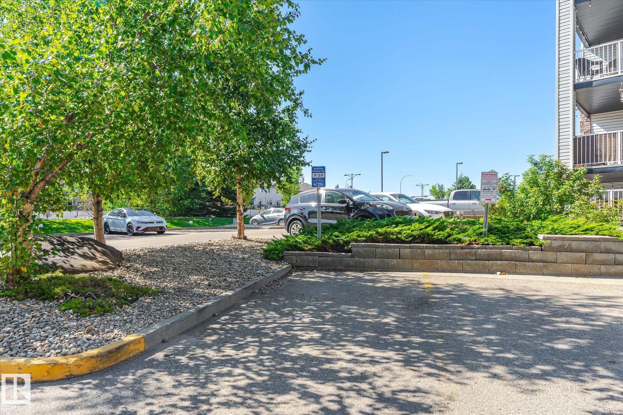 












111 40 SUMMERWOOD Boulevard

,
Sherwood Park,




AB
T8H 0C3

