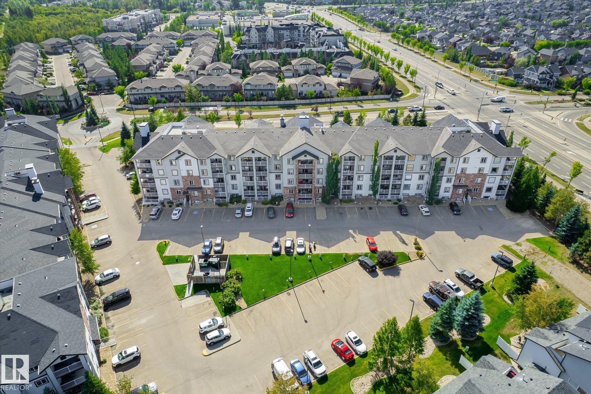 












111 40 SUMMERWOOD Boulevard

,
Sherwood Park,




AB
T8H 0C3

