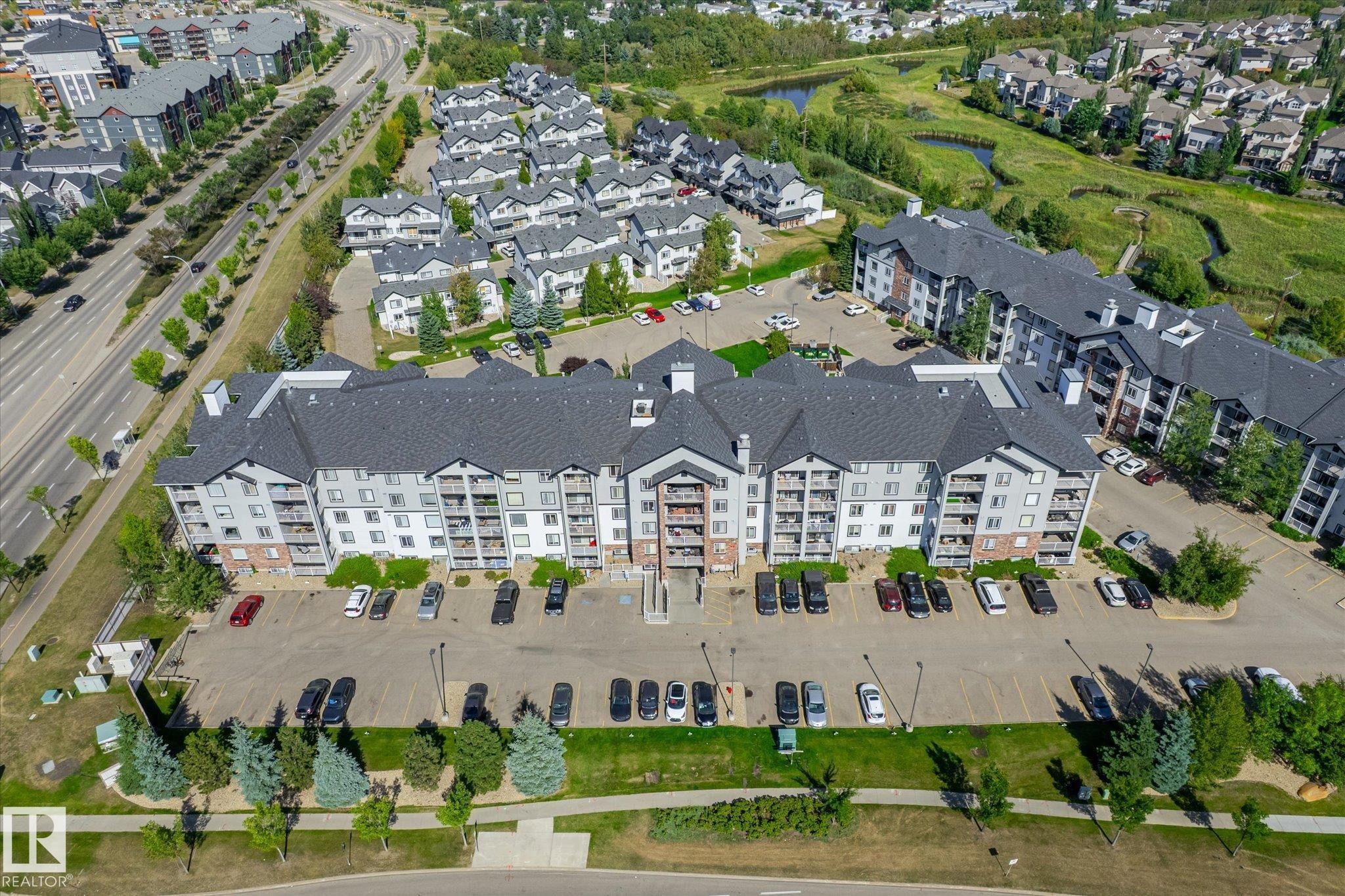 












111 40 SUMMERWOOD Boulevard

,
Sherwood Park,




AB
T8H 0C3

