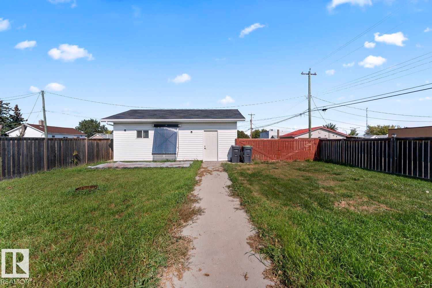 












5508-51 AVENUE Avenue

,
Cold Lake,




AB
T9M 1R1

