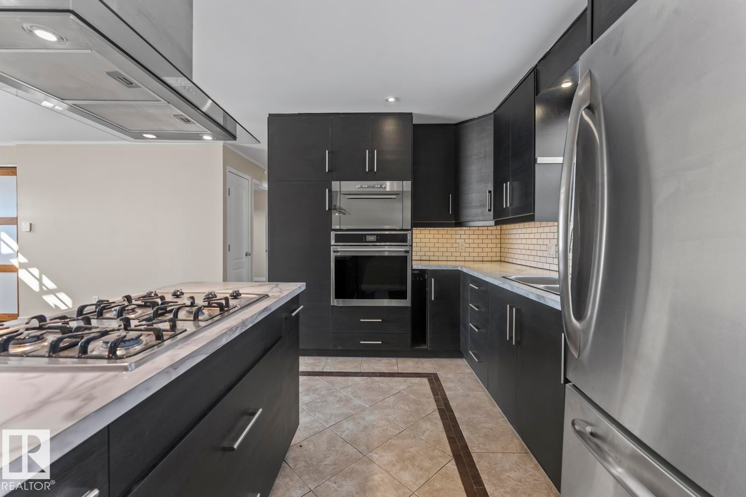 












5508-51 AVENUE Avenue

,
Cold Lake,




AB
T9M 1R1

