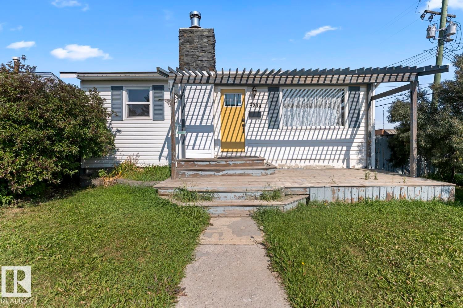 












5508-51 AVENUE Avenue

,
Cold Lake,




AB
T9M 1R1

