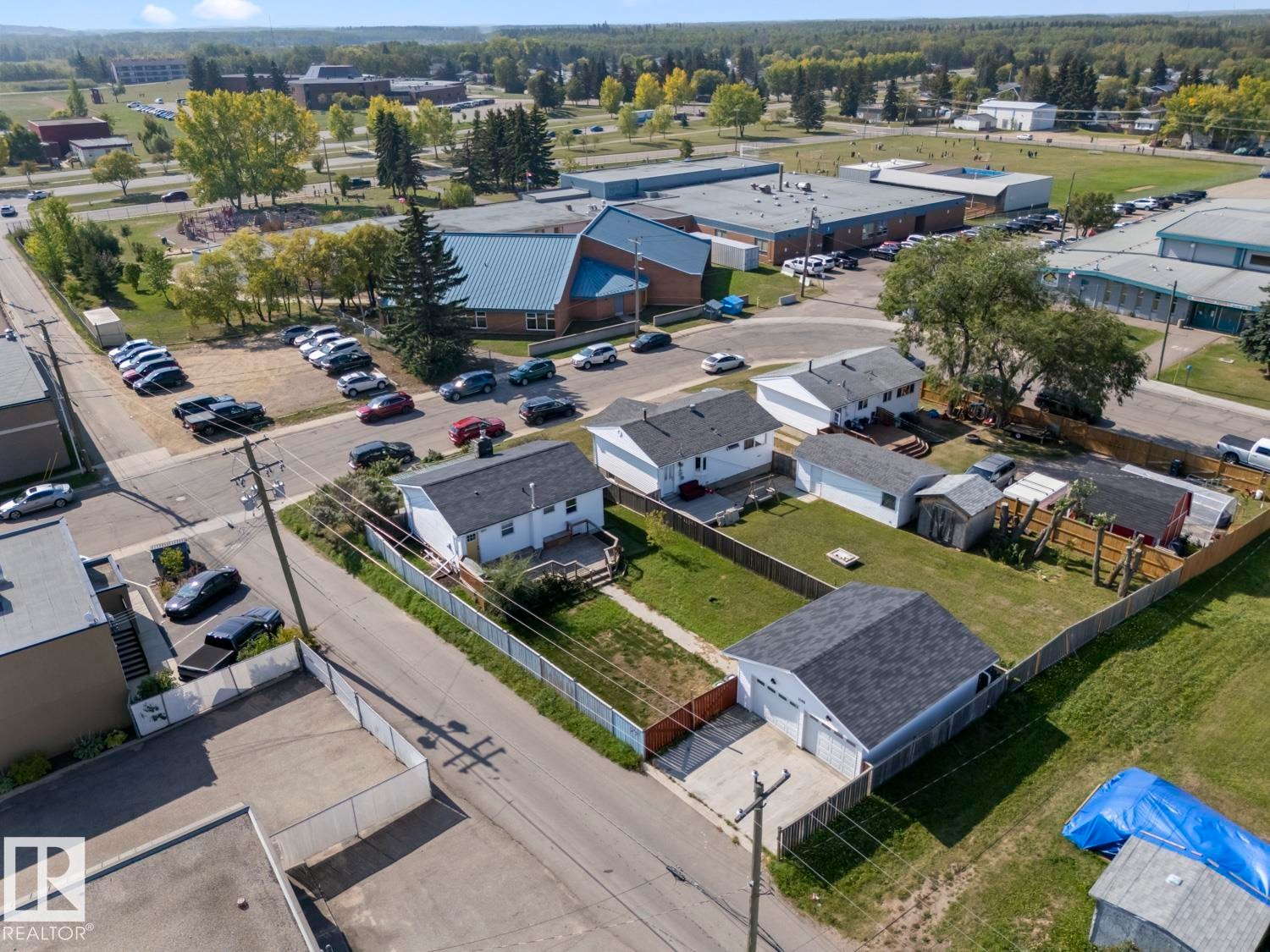 












5508-51 AVENUE Avenue

,
Cold Lake,




AB
T9M 1R1

