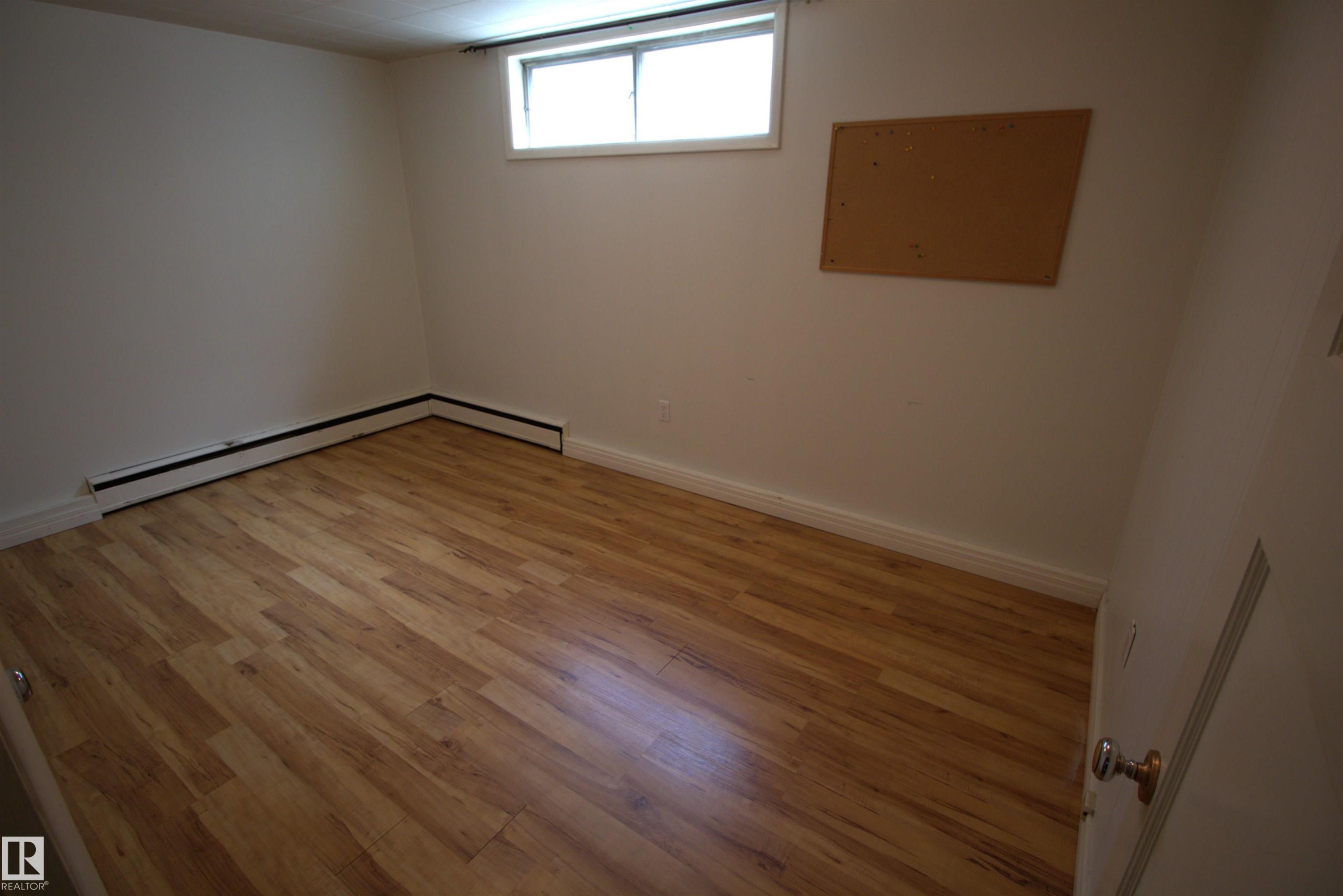 












12411 89 Street

,
Edmonton,




AB
T5B 3X1

