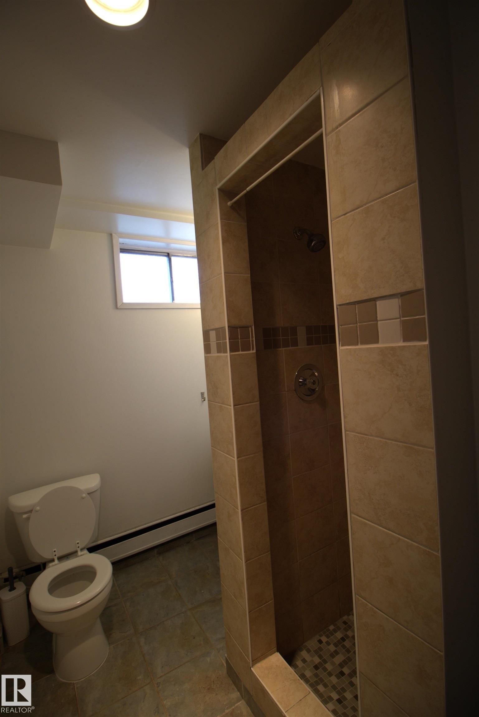 












12411 89 Street

,
Edmonton,




AB
T5B 3X1

