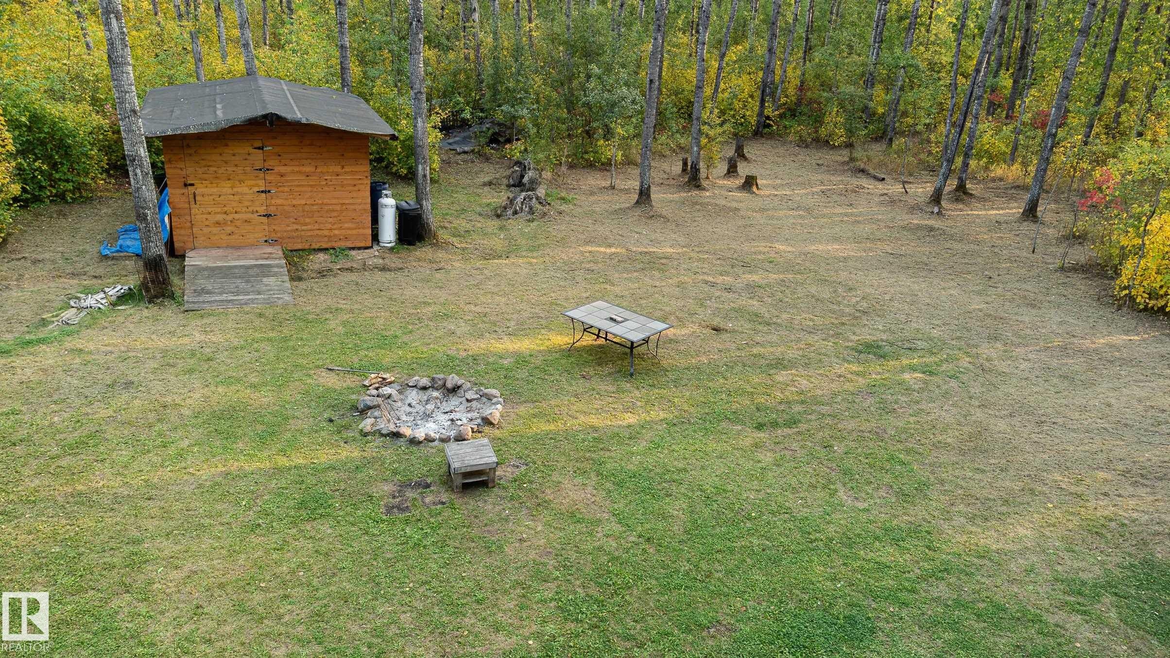 












41221 Twp Rd 620

,
Rural Bonnyville M.D.,







AB
T0A 0T0

