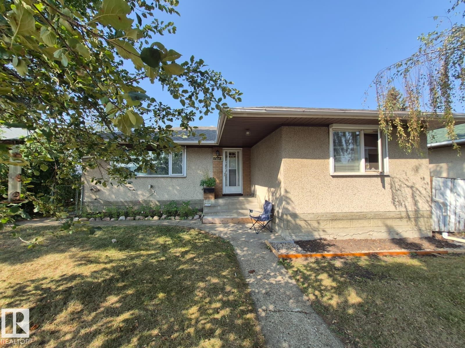 












7920 Argyll Road

,
Edmonton,




AB
T6C 4B1

