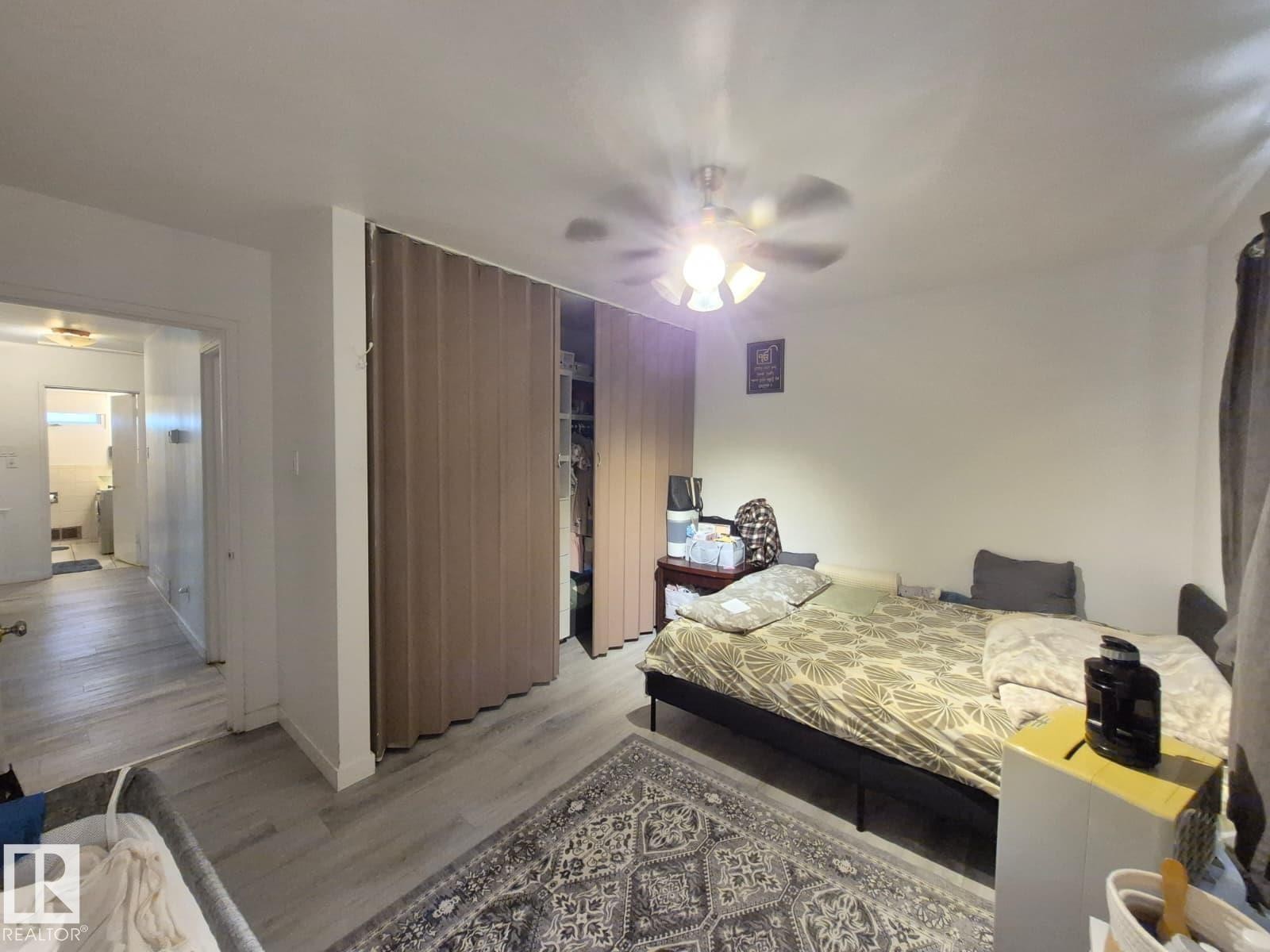 












7920 Argyll Road

,
Edmonton,




AB
T6C 4B1

