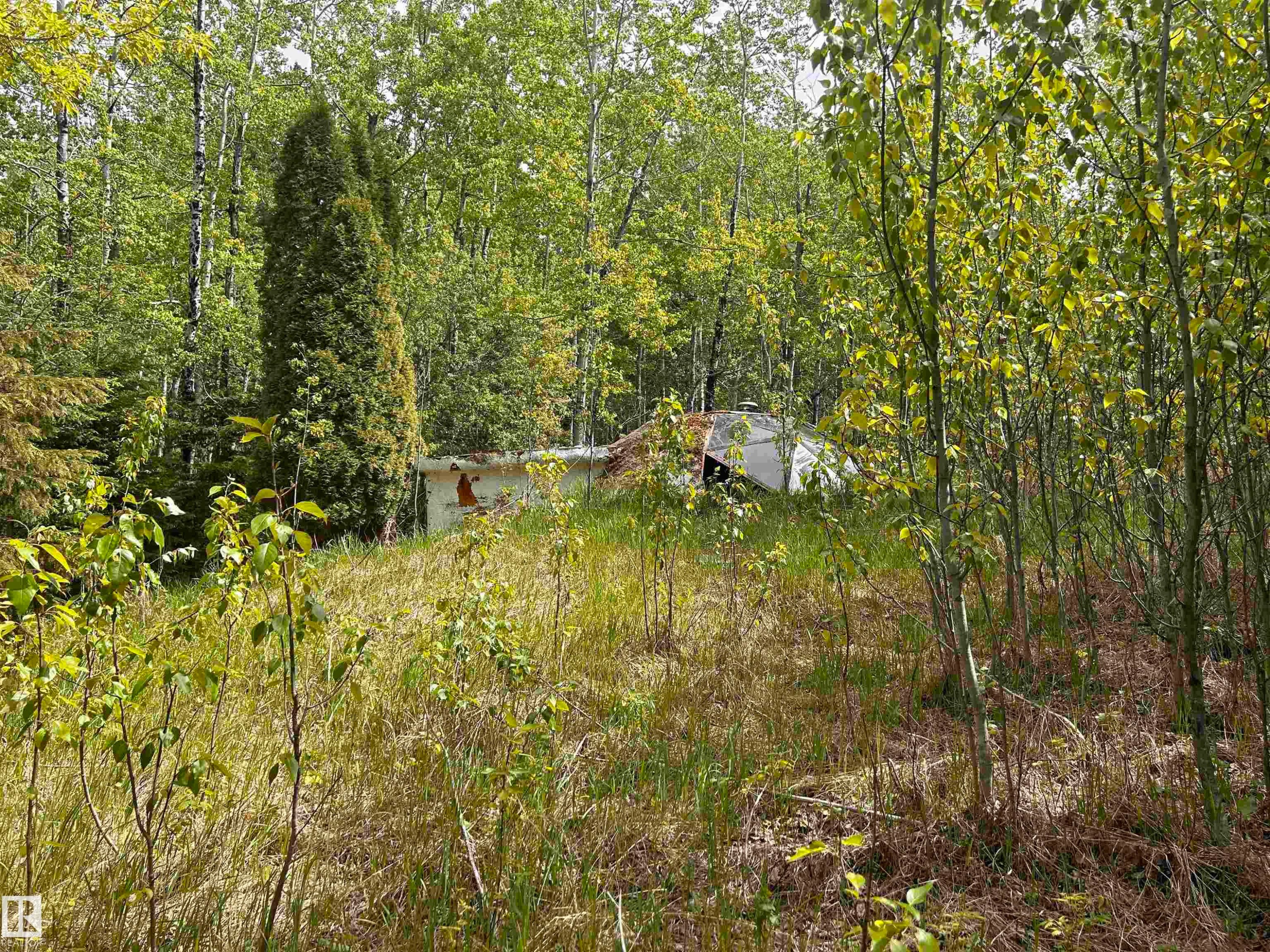 












SE-22-63-23-W4

,
Rural Athabasca County,







AB
T0G 1T0

