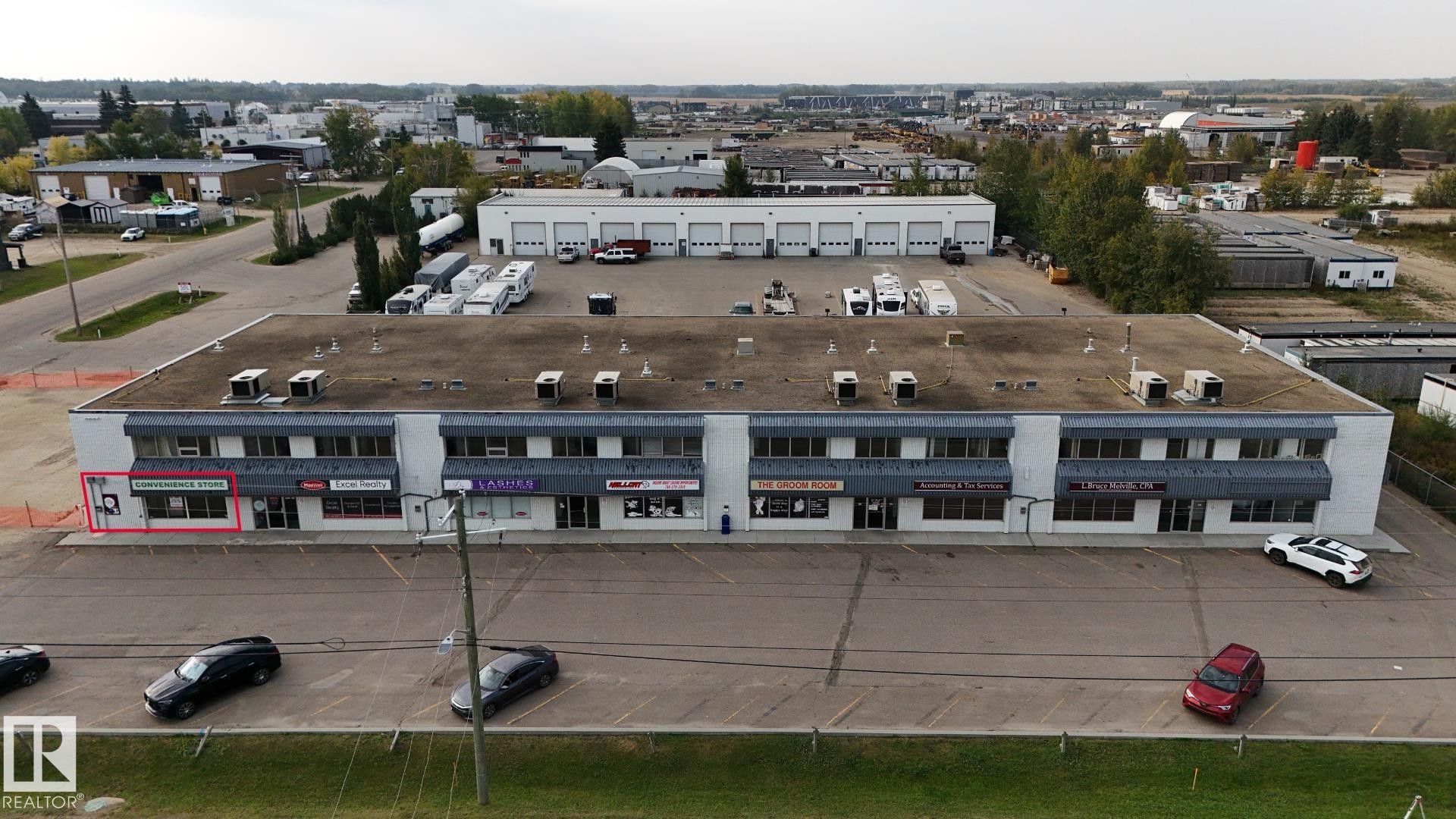 












104a 104 South Avenue

,
Spruce Grove,




AB
T7X 3A3

