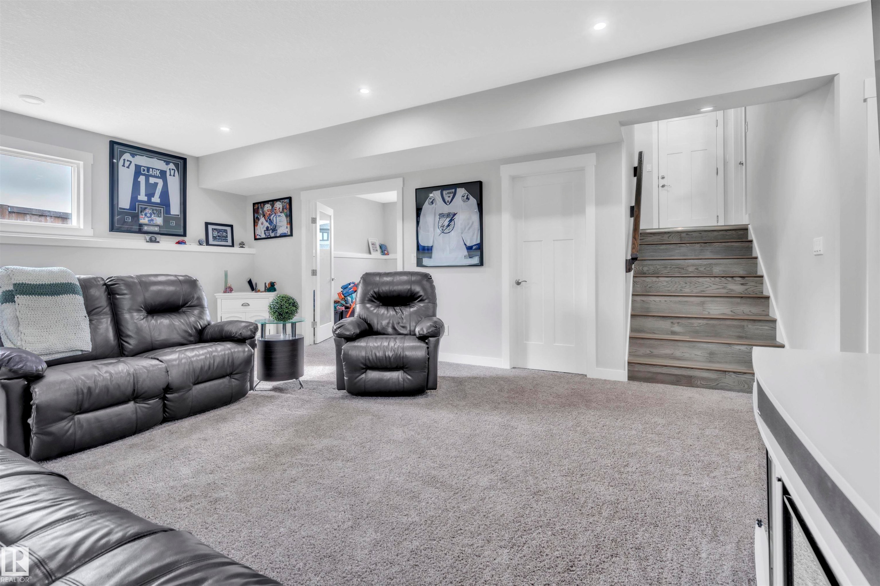 












1721 Crestview Way

,
Cold Lake,




AB
T9M 0L8

