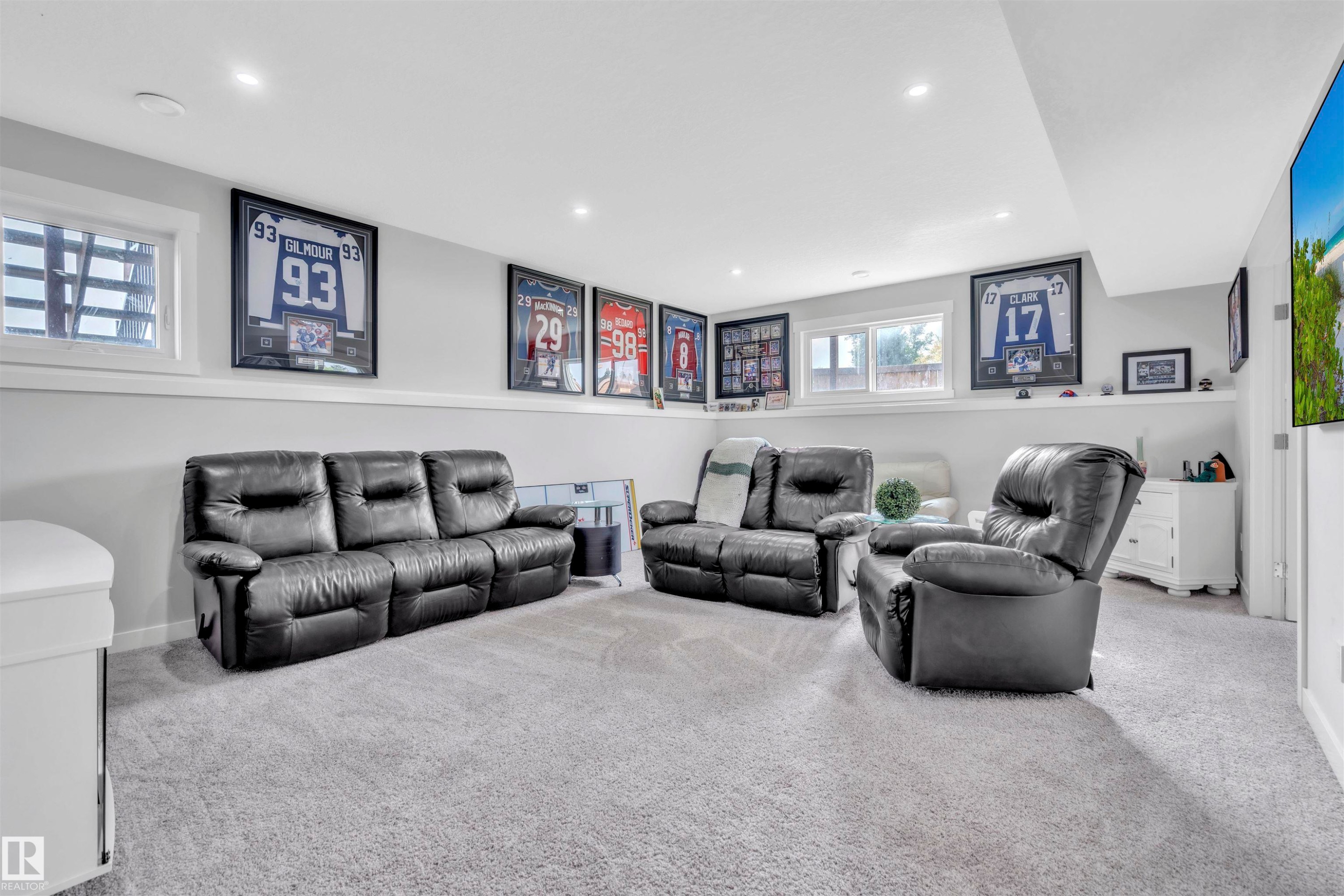 












1721 Crestview Way

,
Cold Lake,




AB
T9M 0L8

