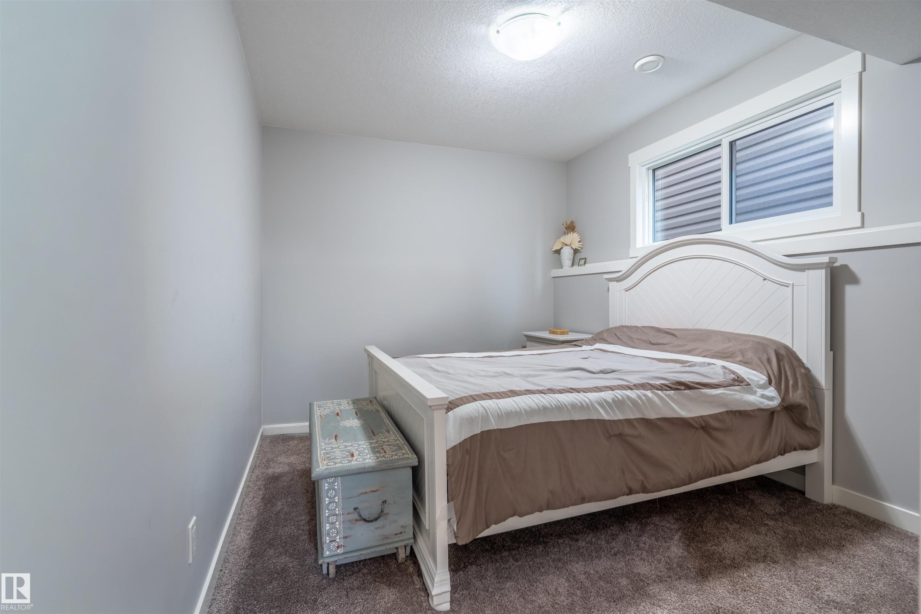 












1721 Crestview Way

,
Cold Lake,




AB
T9M 0L8

