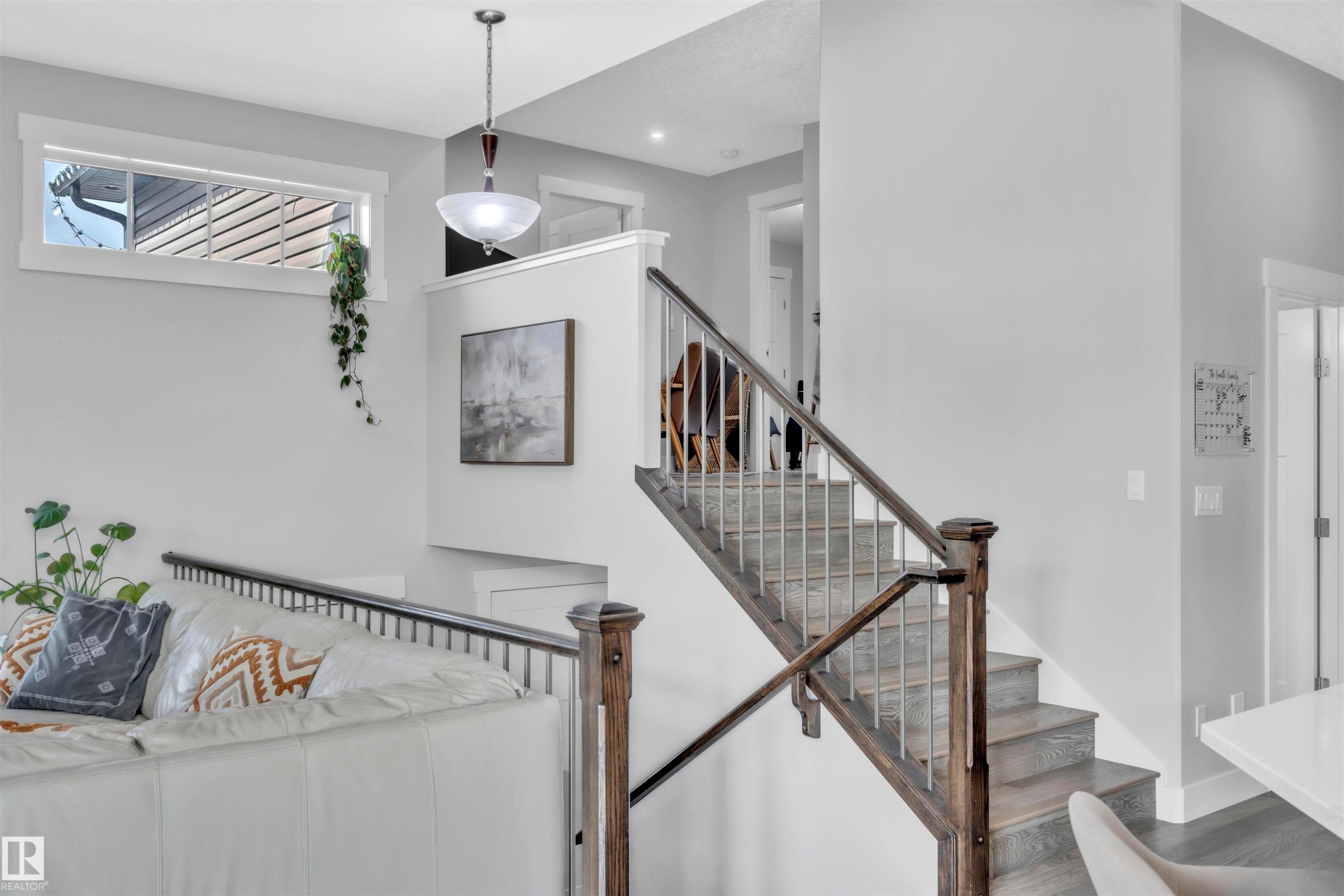 












1721 Crestview Way

,
Cold Lake,




AB
T9M 0L8

