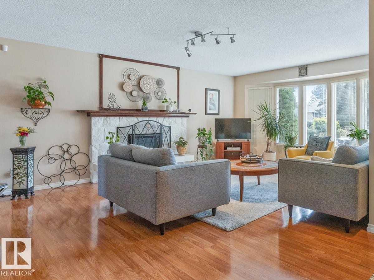 












4359 68 Street

,
Edmonton,




AB
T6K 0T7

