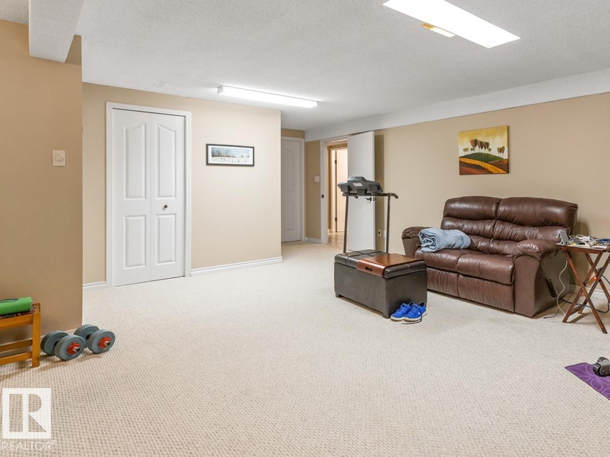 












4359 68 Street

,
Edmonton,




AB
T6K 0T7

