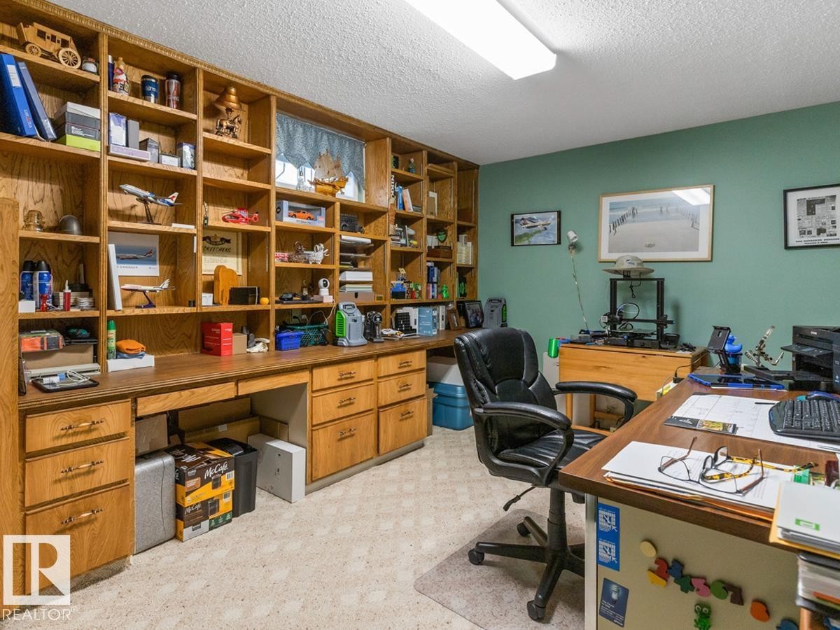 












4359 68 Street

,
Edmonton,




AB
T6K 0T7

