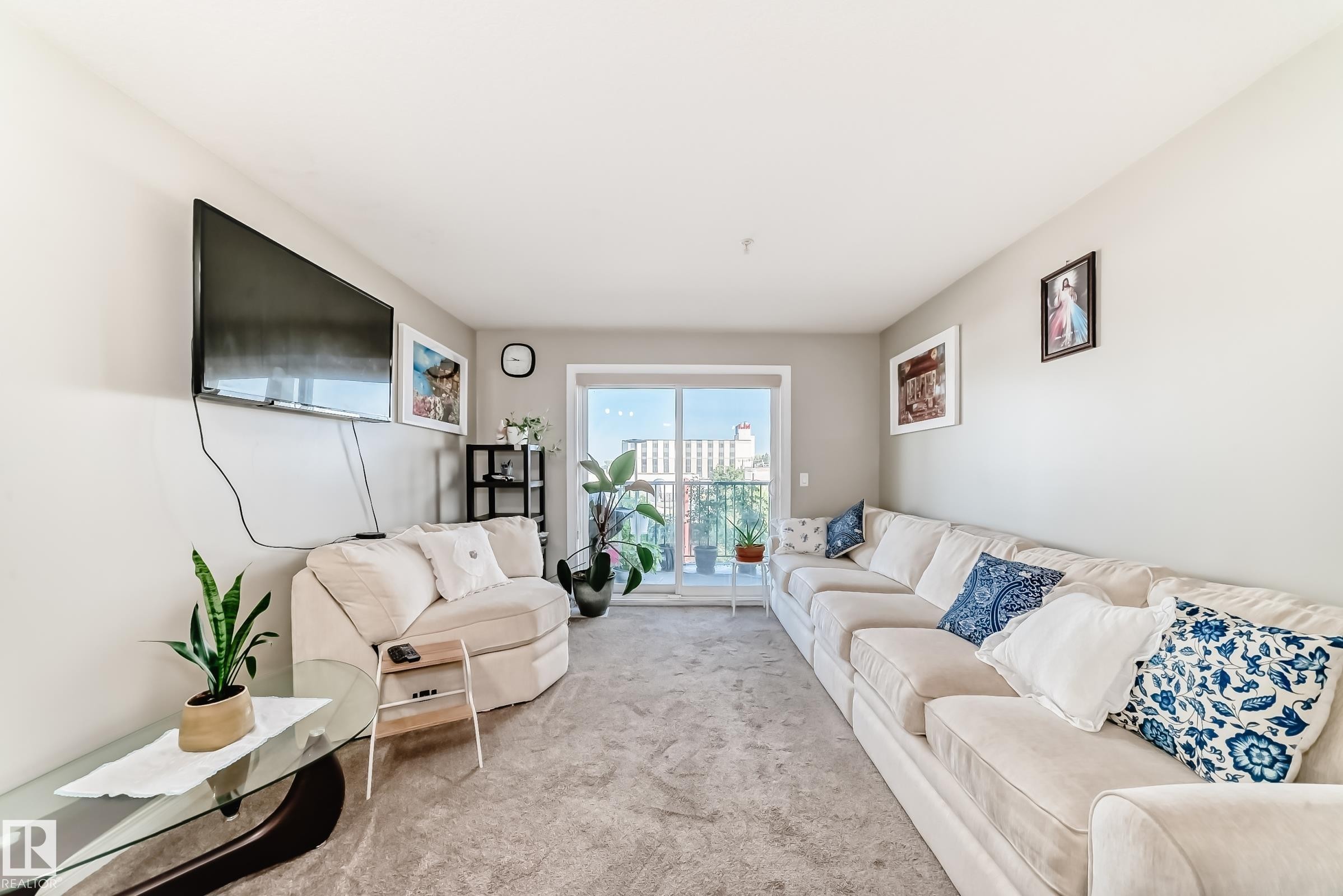 












407 9945 167 Street

,
Edmonton,




AB
T5P 0K5

