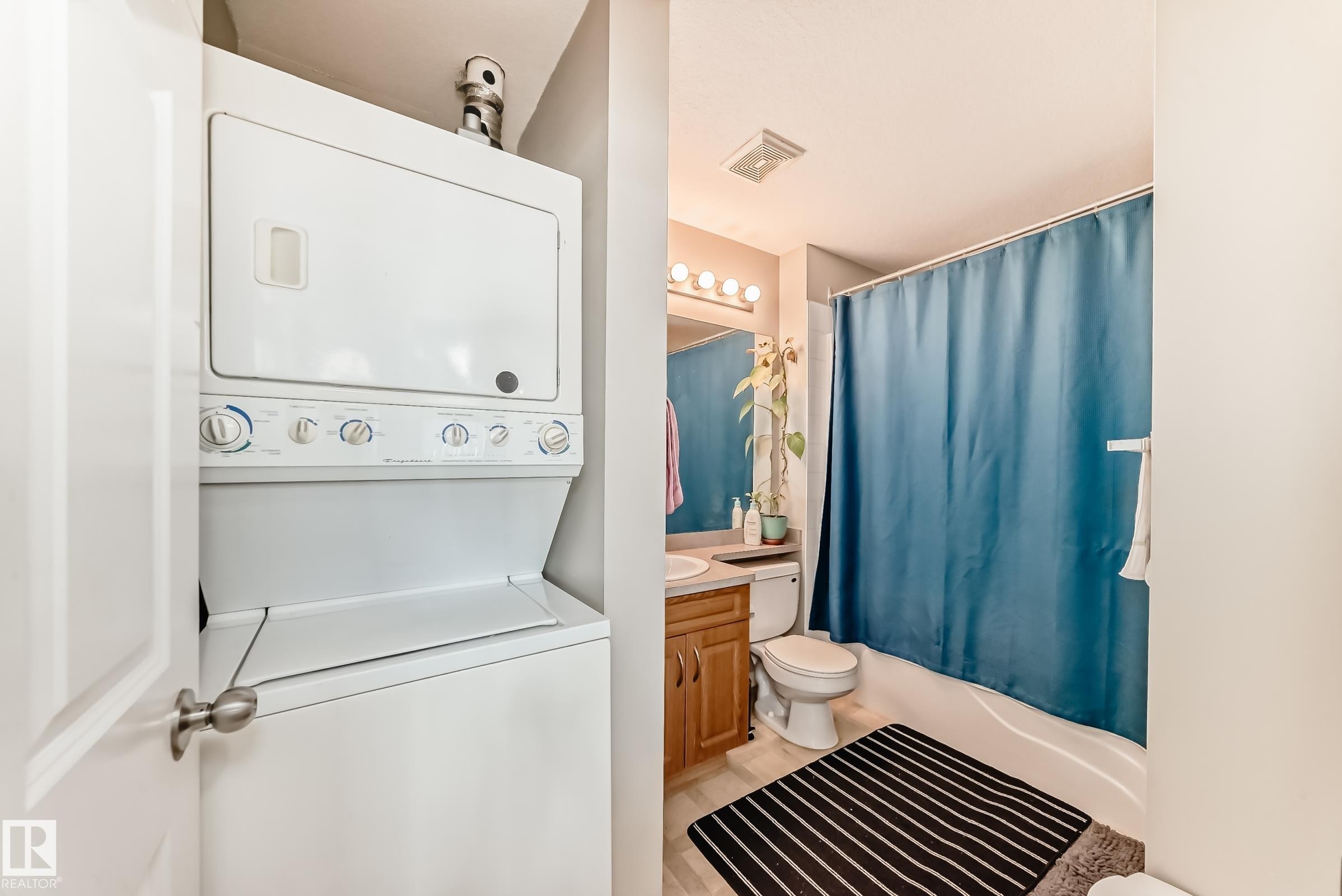 












407 9945 167 Street

,
Edmonton,




AB
T5P 0K5

