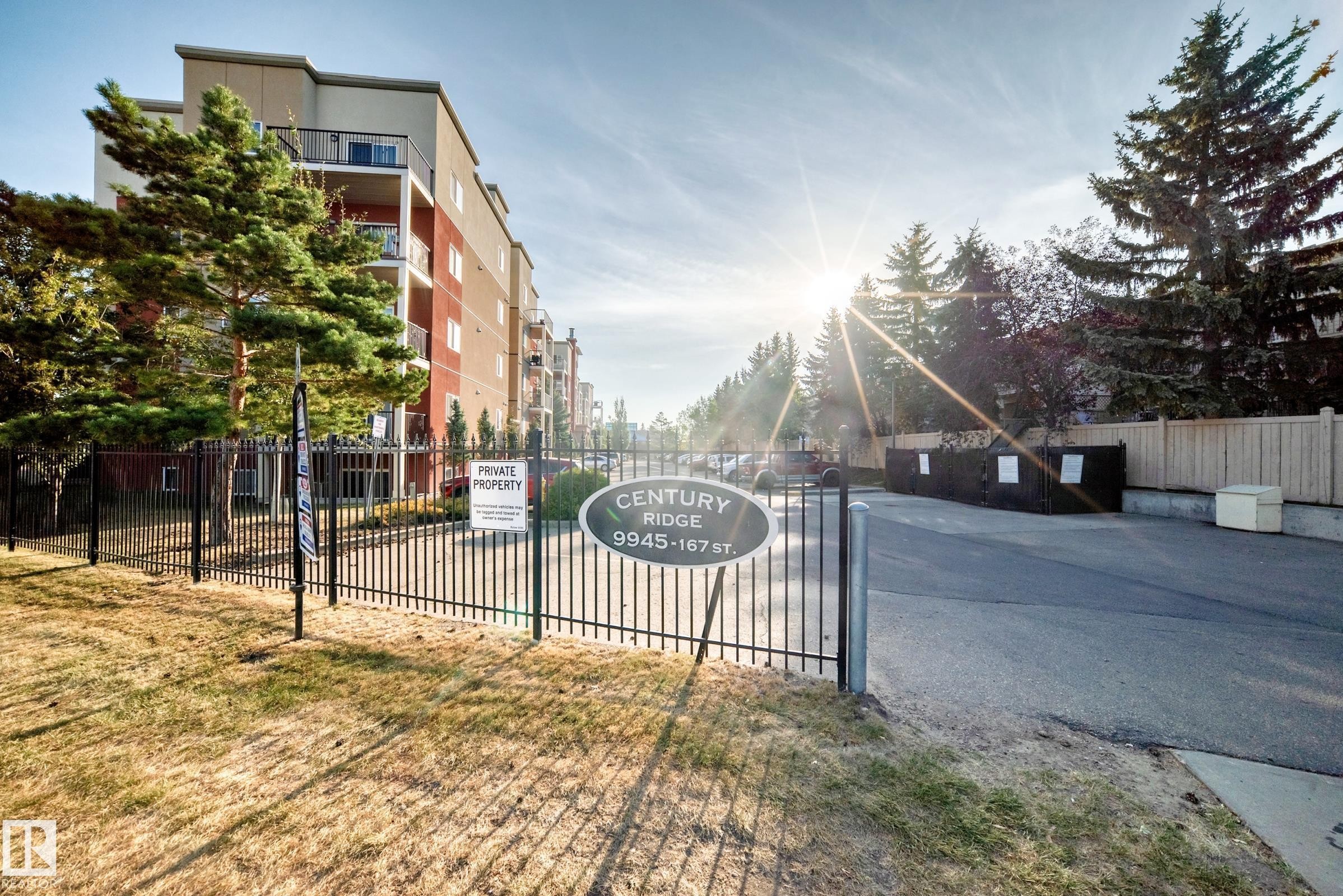 












407 9945 167 Street

,
Edmonton,




AB
T5P 0K5


