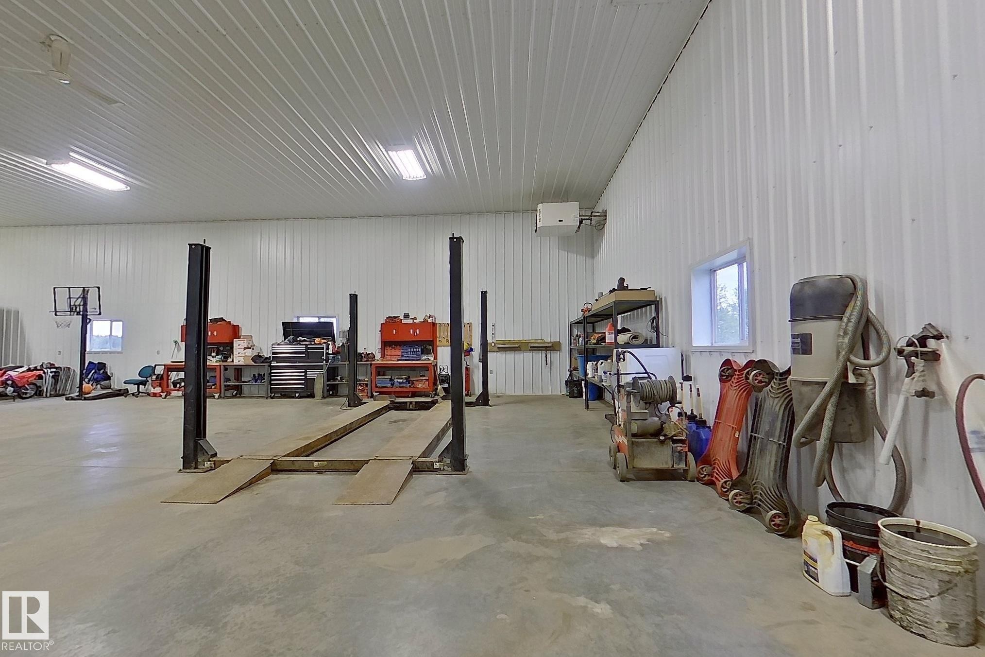 












621032 RR 234

,
Rural Athabasca County,




AB
T0G 1Z0

