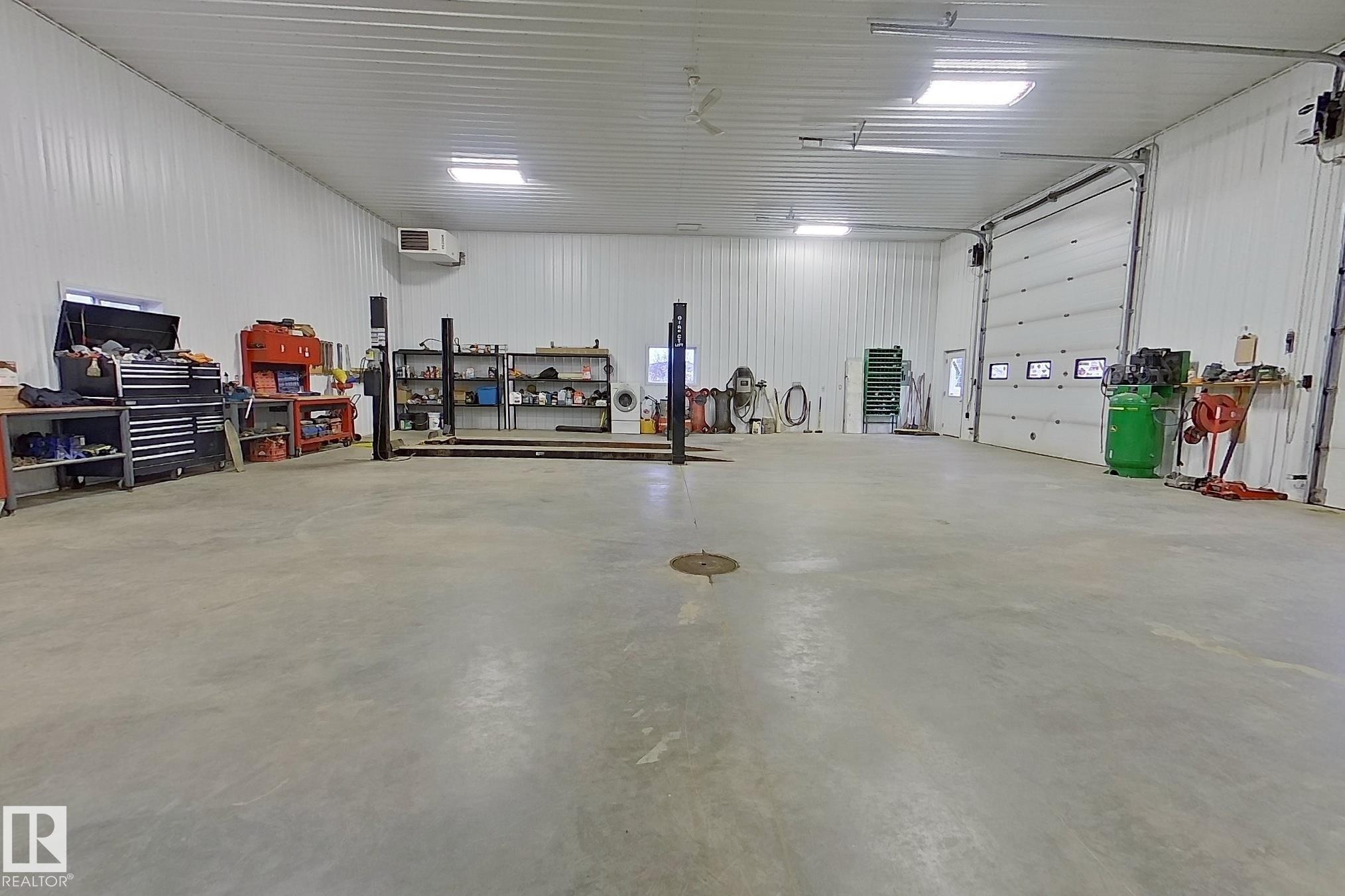 












621032 RR 234

,
Rural Athabasca County,




AB
T0G 1Z0

