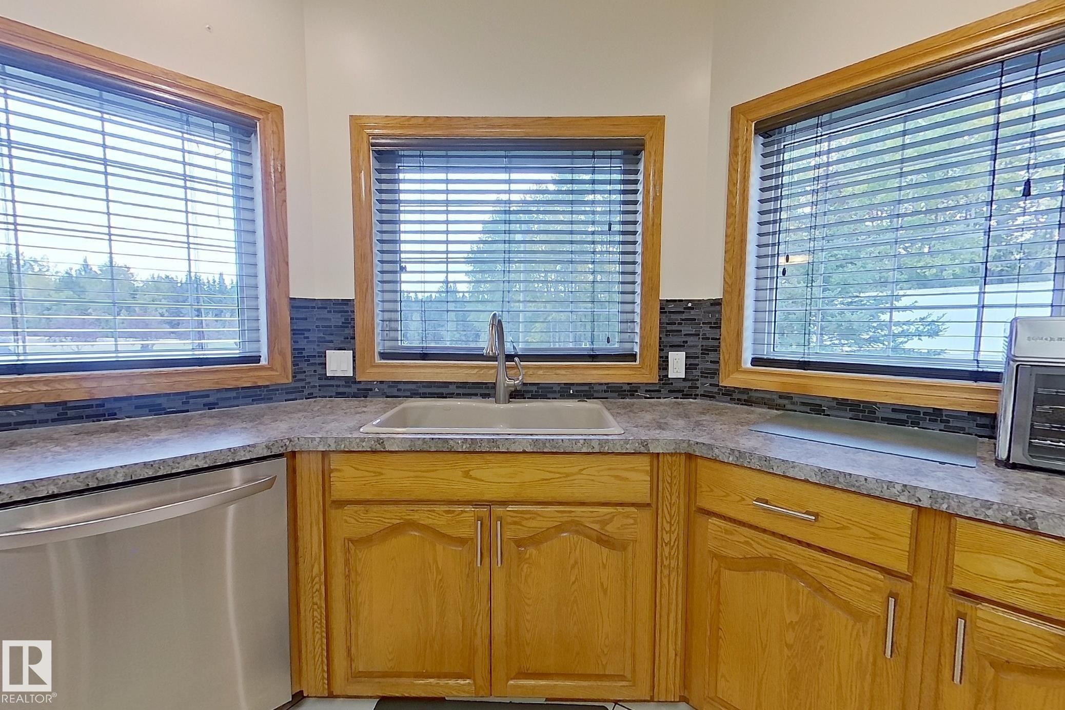 












621032 RR 234

,
Rural Athabasca County,




AB
T0G 1Z0

