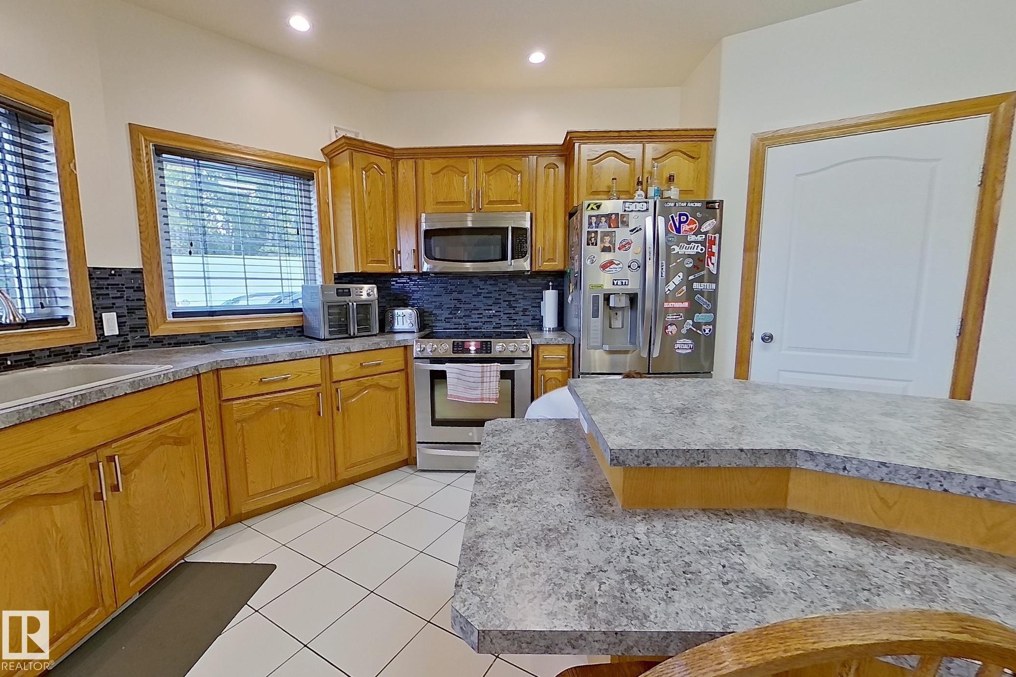 












621032 RR 234

,
Rural Athabasca County,




AB
T0G 1Z0

